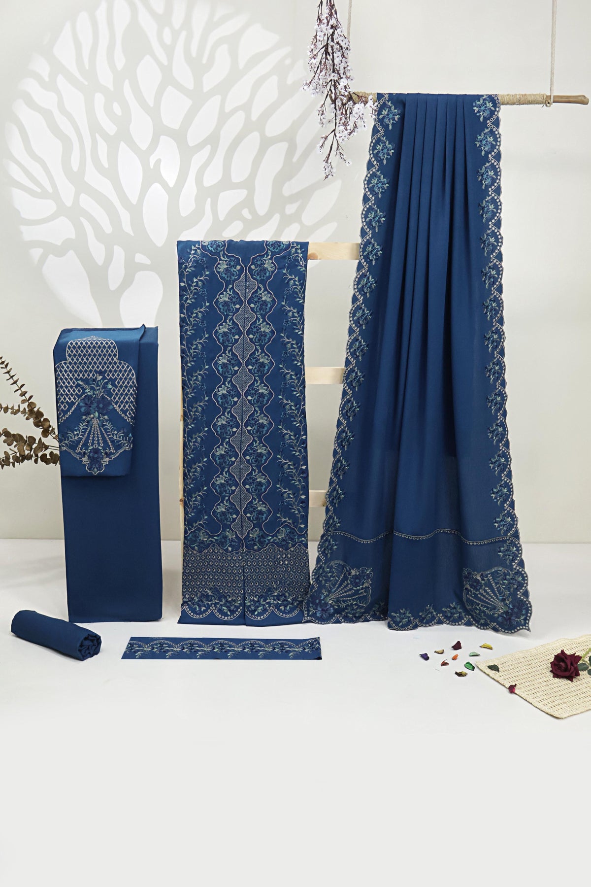 3Piece - Embroidered Karandi Suit WWRV105