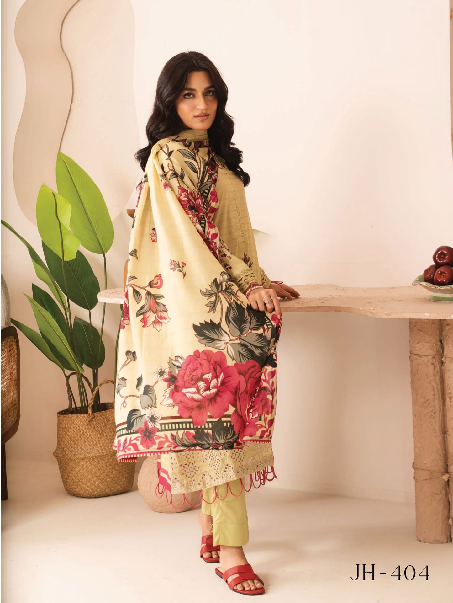 Lawn Embroidered Suit H25JH404