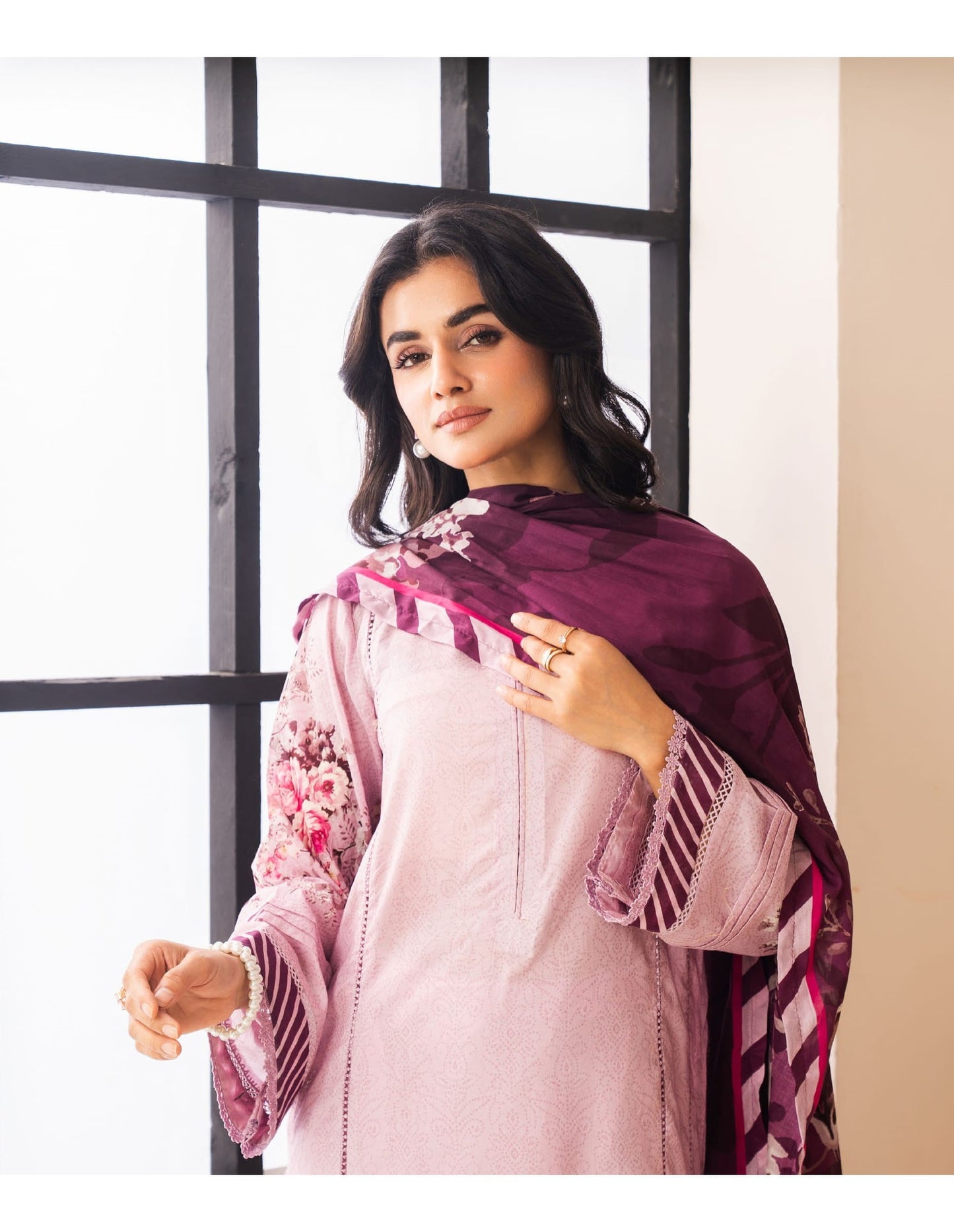Lawn Embroidered Suit H25JH411
