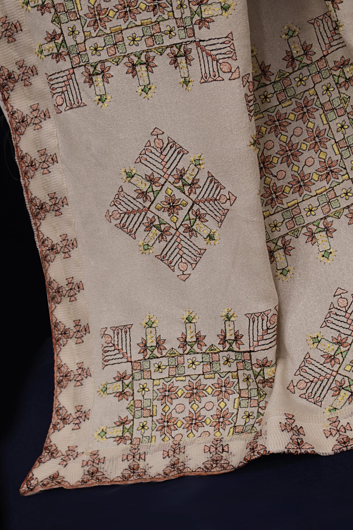 3Piece - Embroidered Karandi Suit WWRV2704