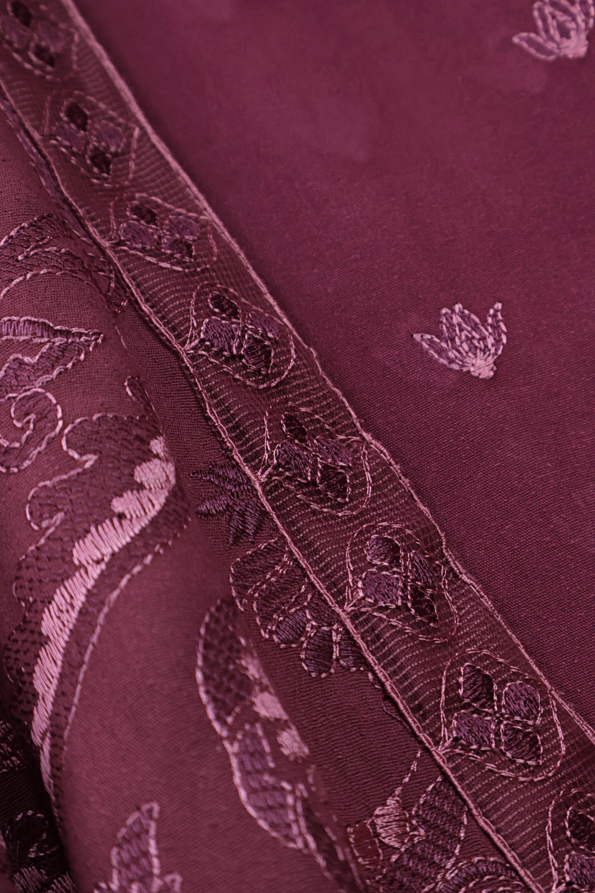 3Piece - Embroidered Karandi Suit WWRV2703