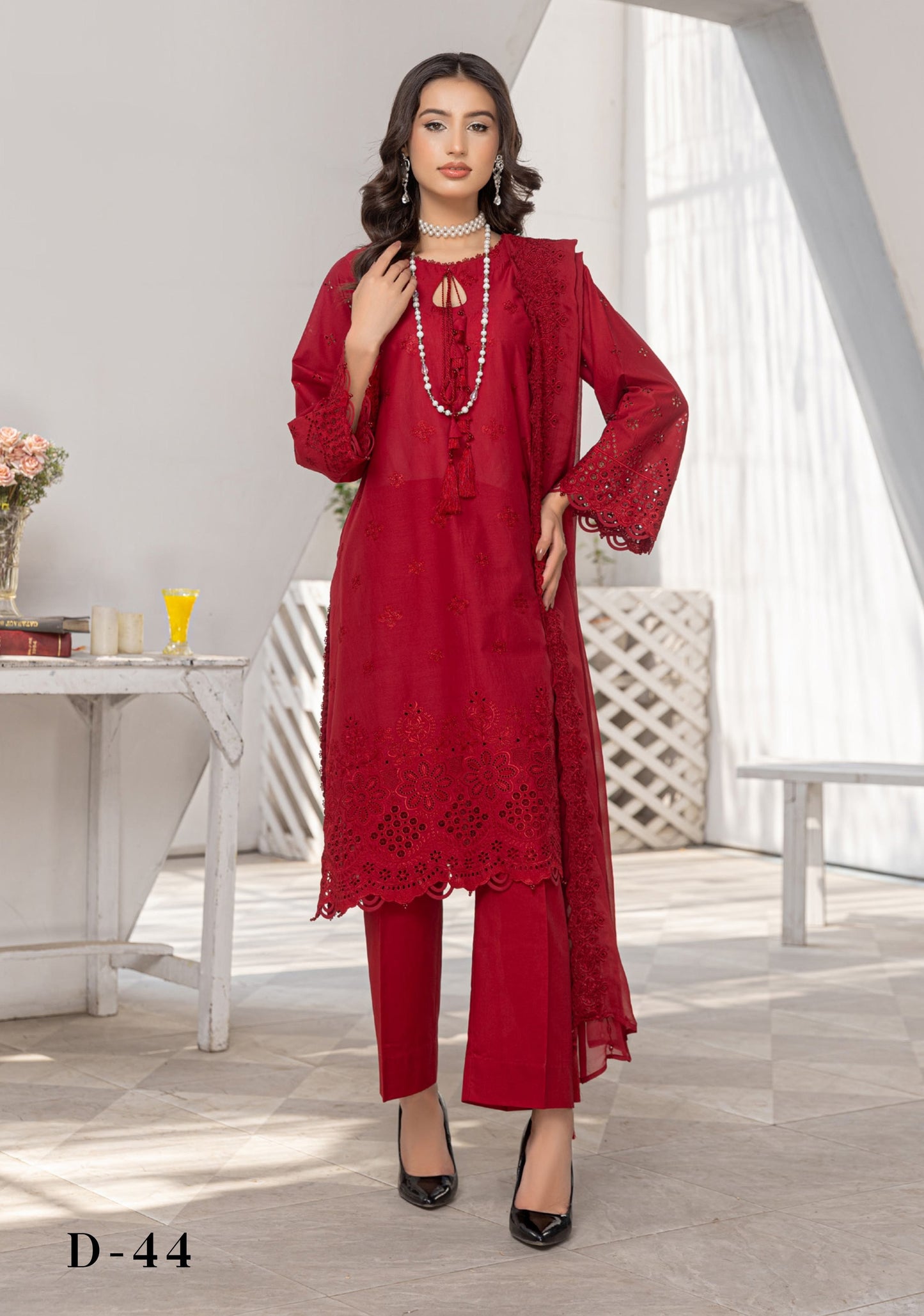 Lawn Embroidered Suit H25KM44