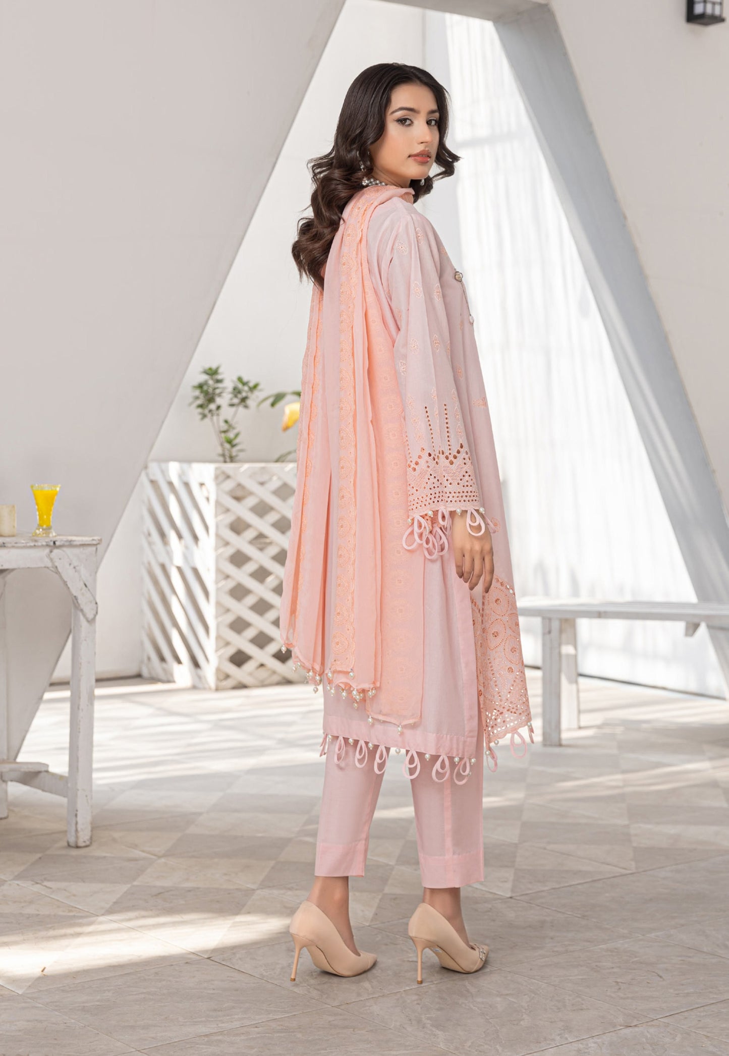 Lawn Embroidered Suit H25KM45