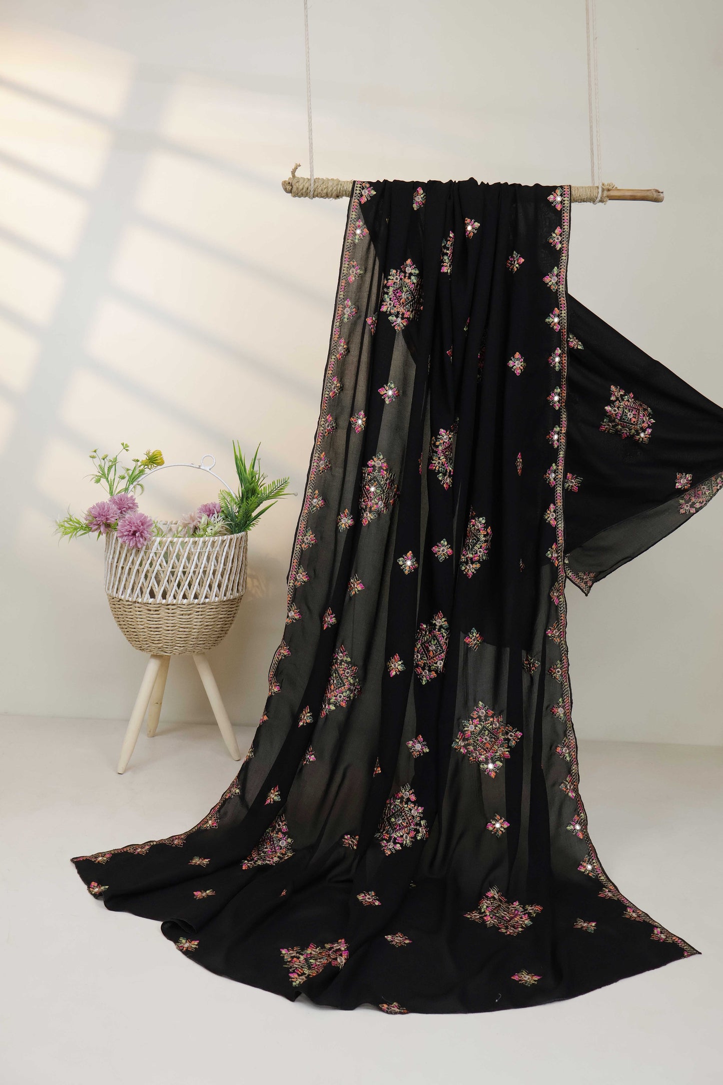 Sindhi Embroidered Shawl HLSH49