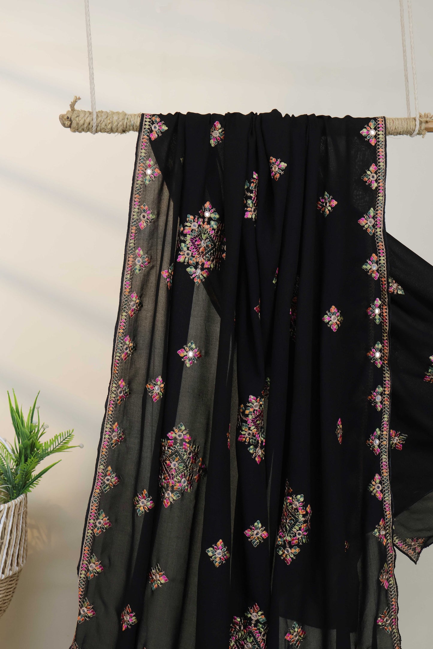 Sindhi Embroidered Shawl HLSH49