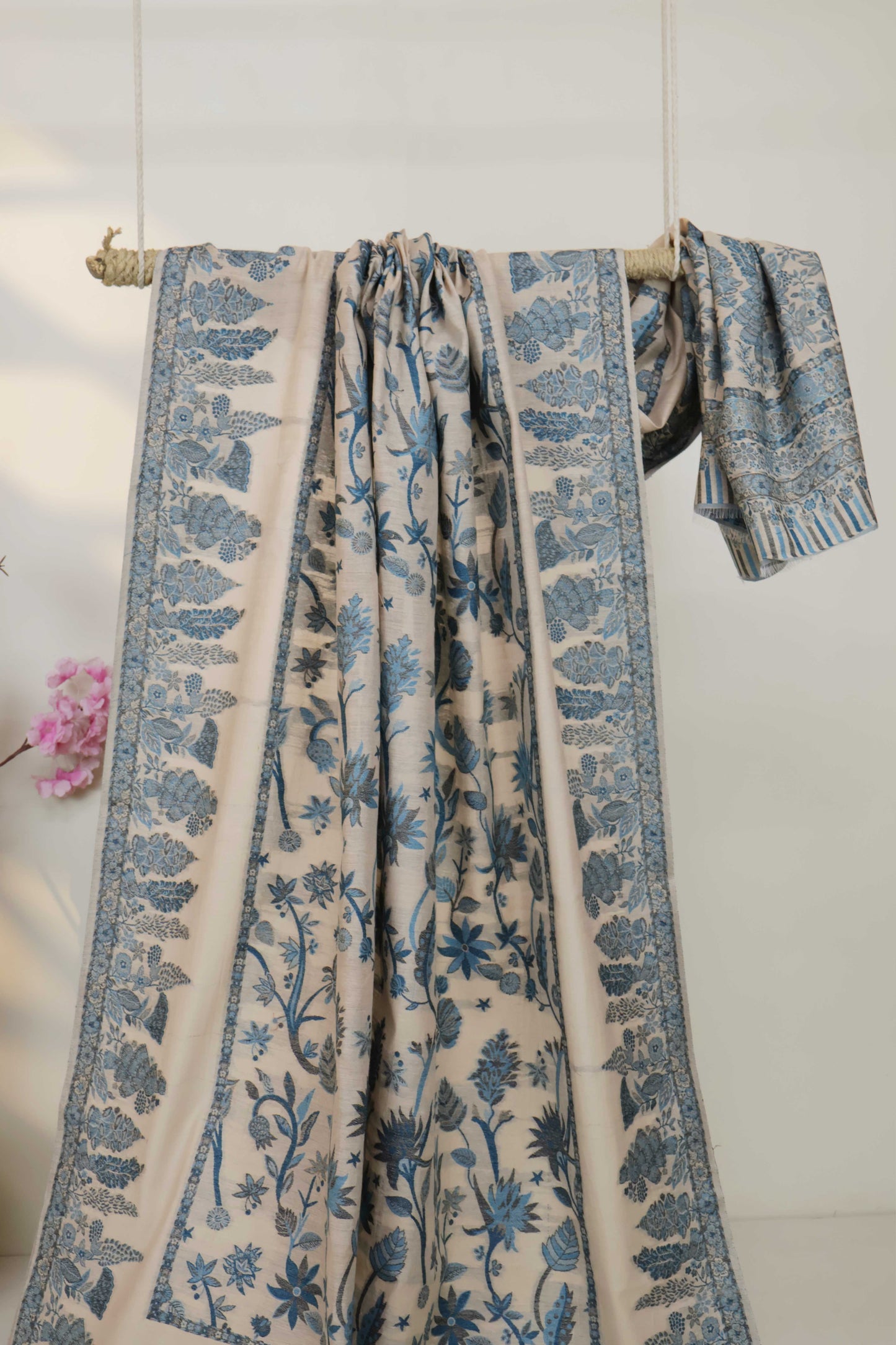 Kani Art Shawl 3779K
