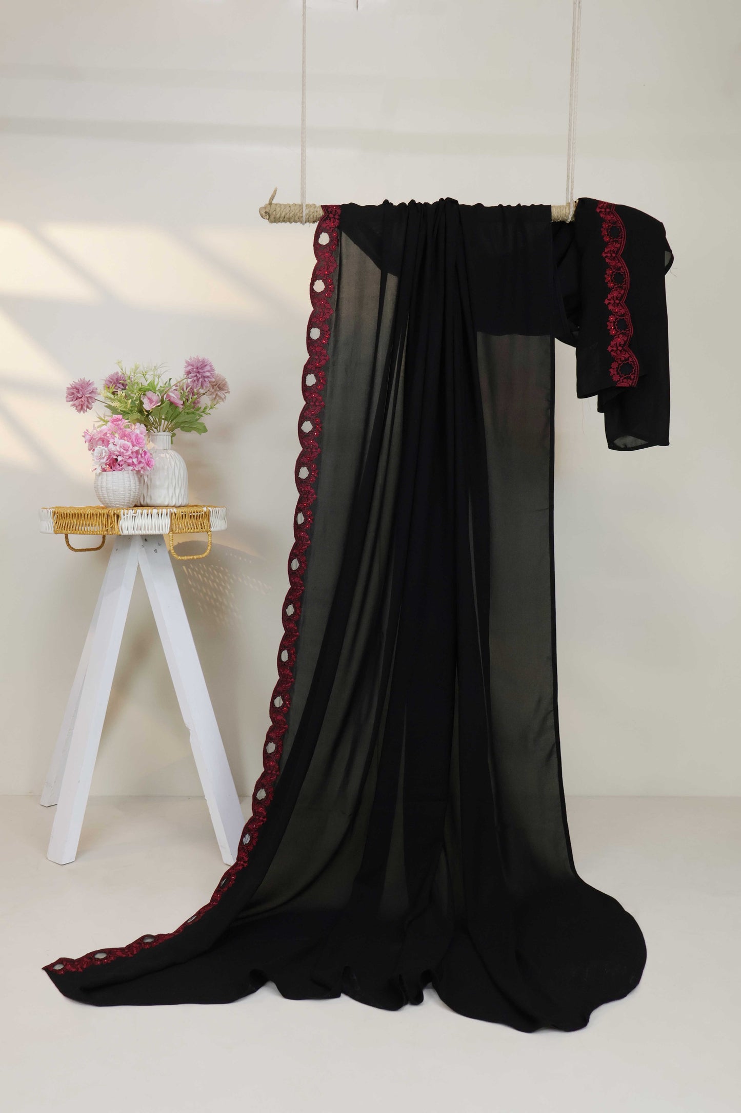 Embroidered Boarder Shawl HLSH69
