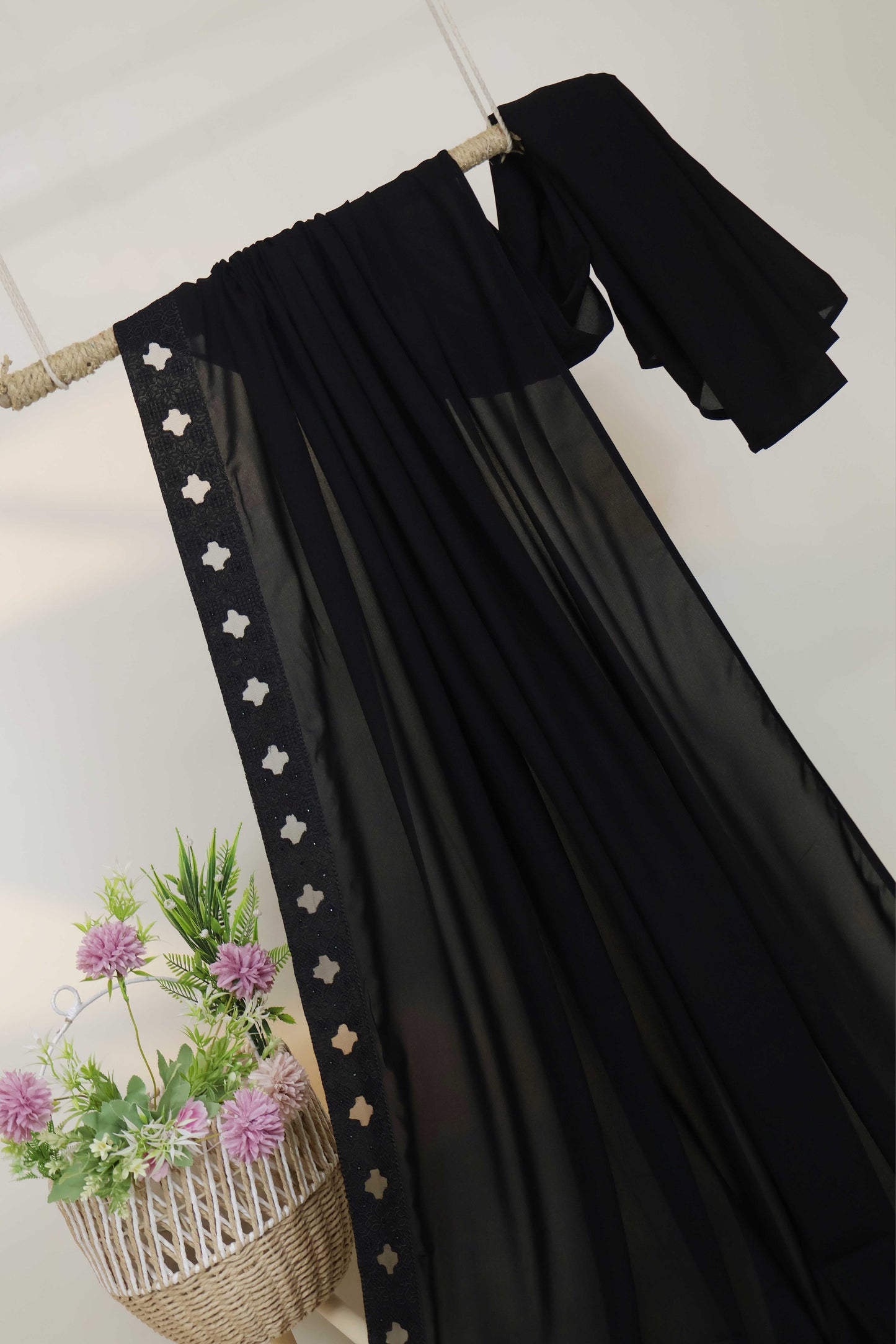 Embroidered Boarder Shawl HLSH72
