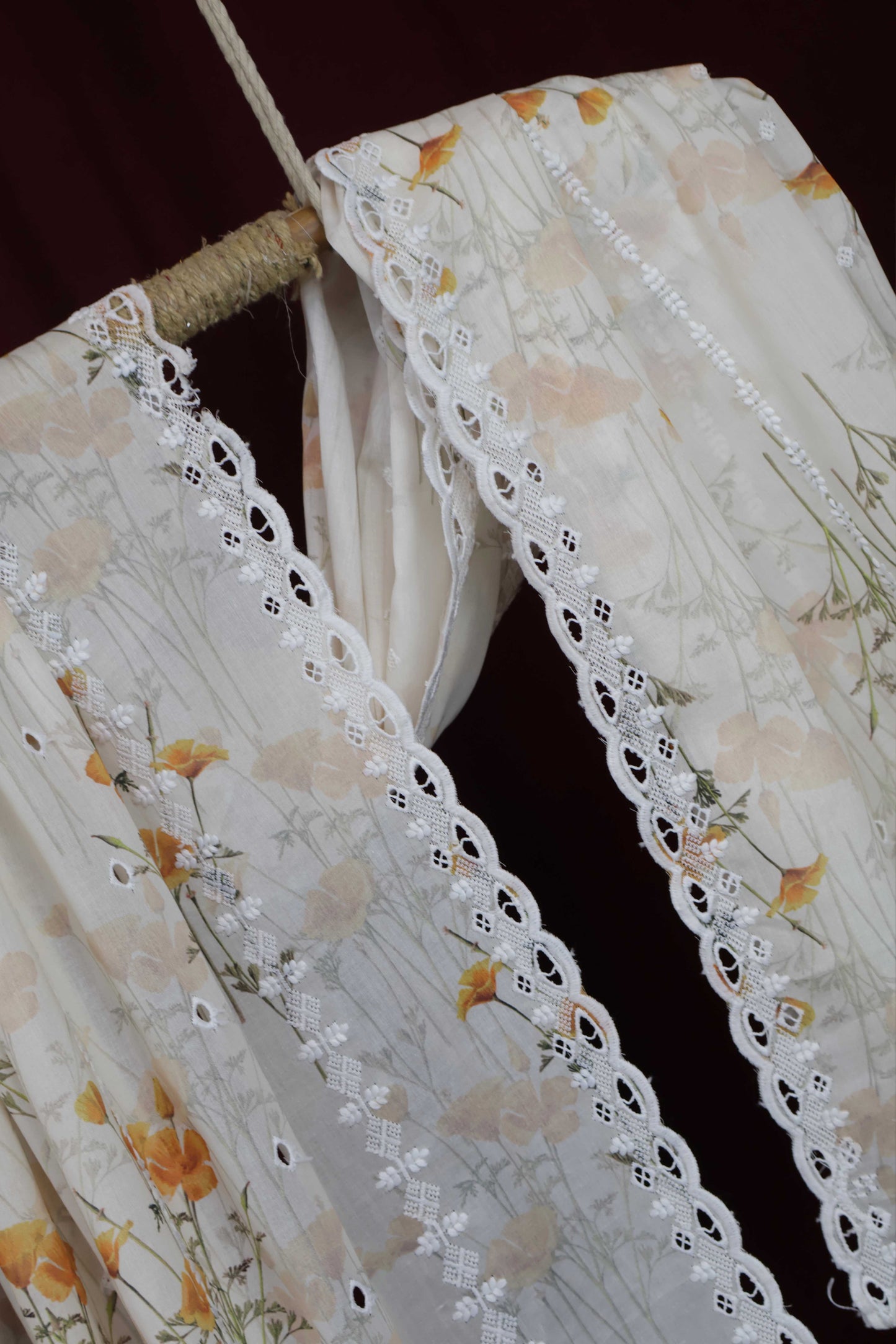 Embroidered Lawn Shawl LSST27