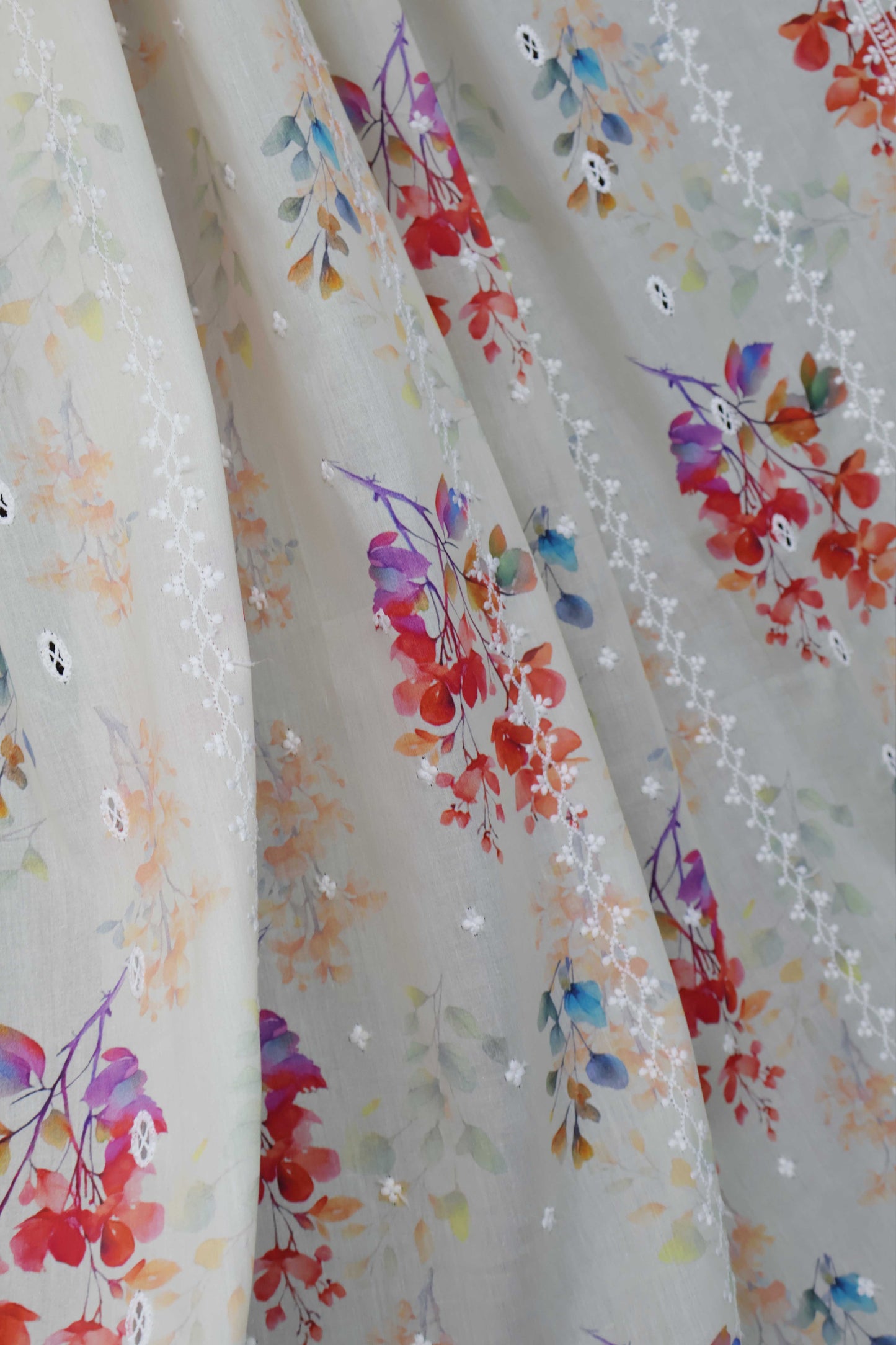 Embroidered Lawn Shawl LSST37