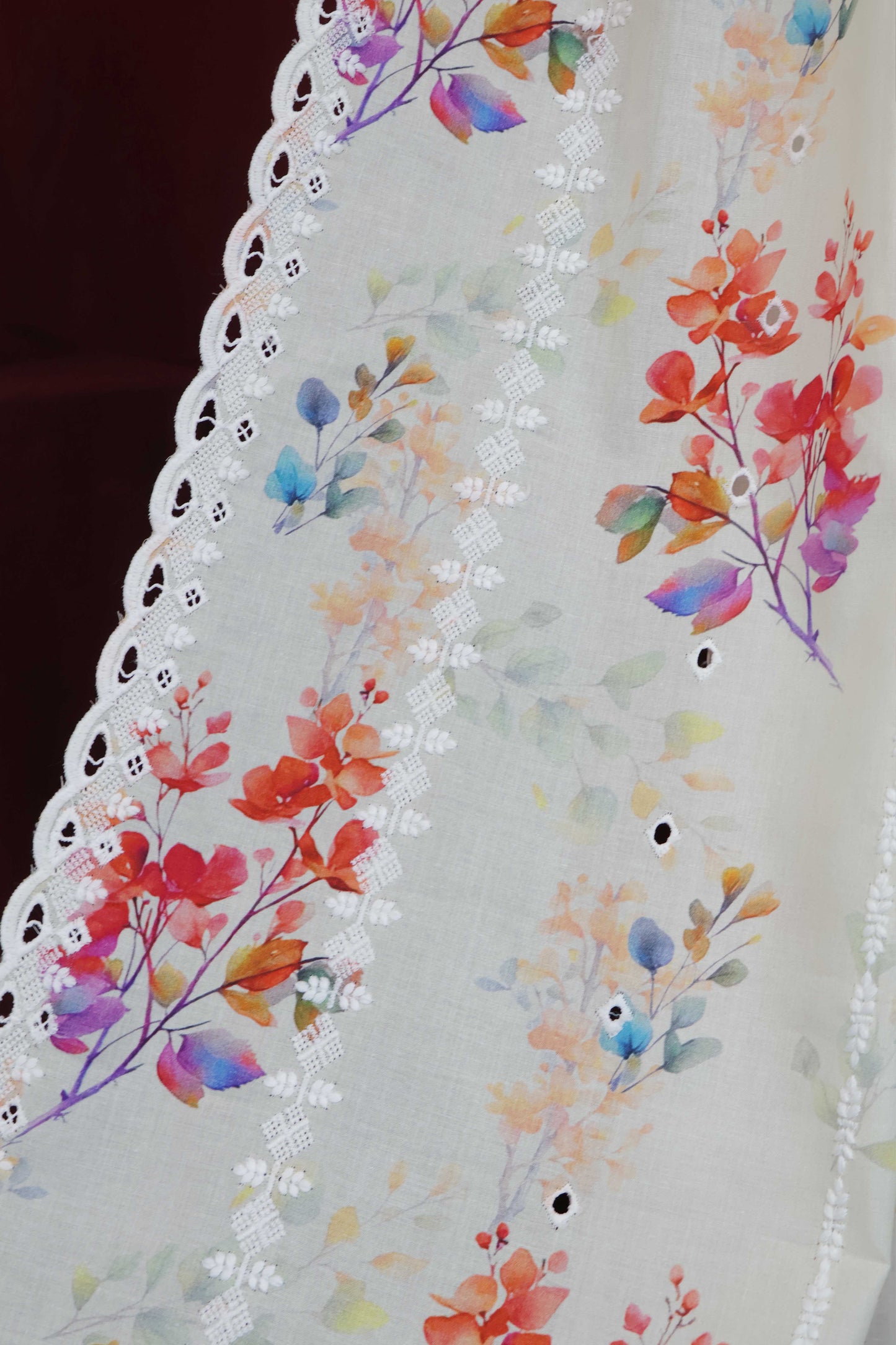Embroidered Lawn Shawl LSST40
