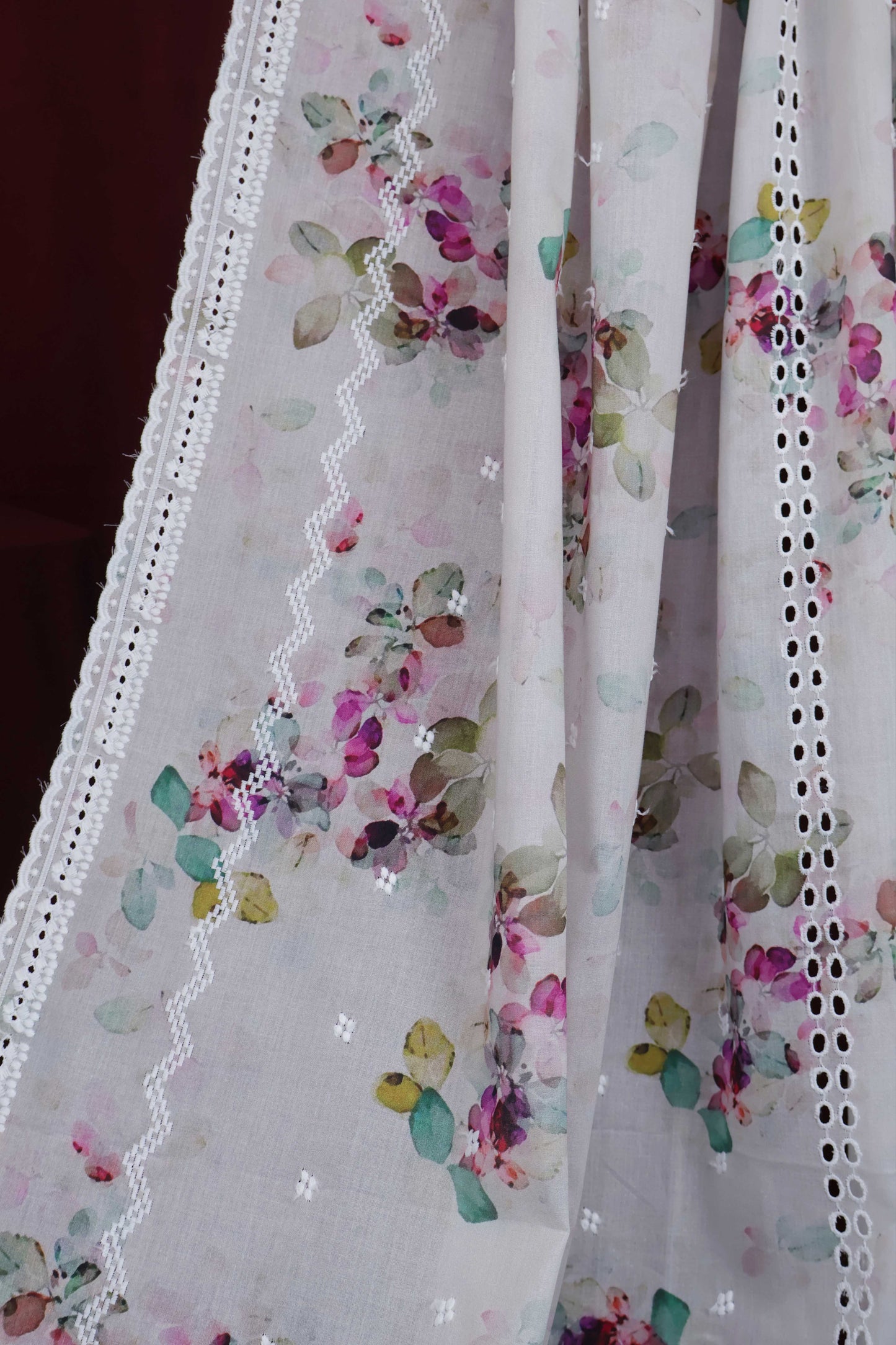 Embroidered Lawn Shawl LSST22