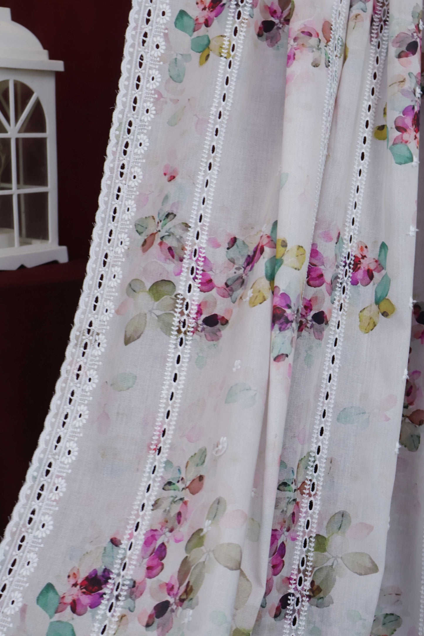 Embroidered Lawn Shawl LSST24