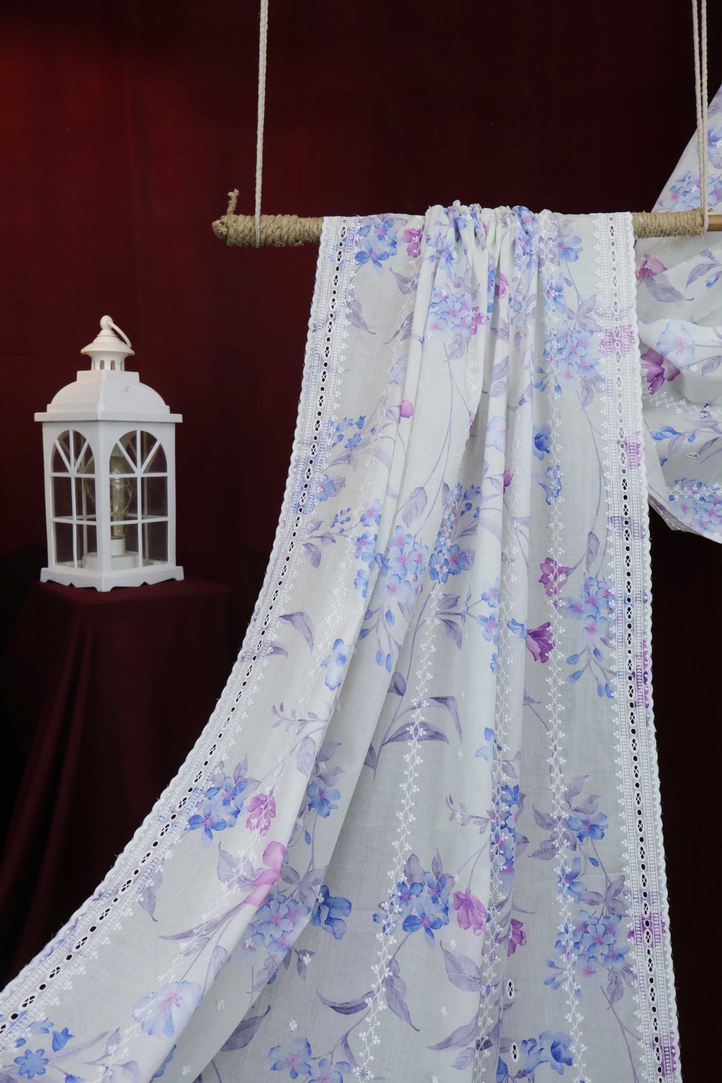 Embroidered Lawn Shawl LSST13