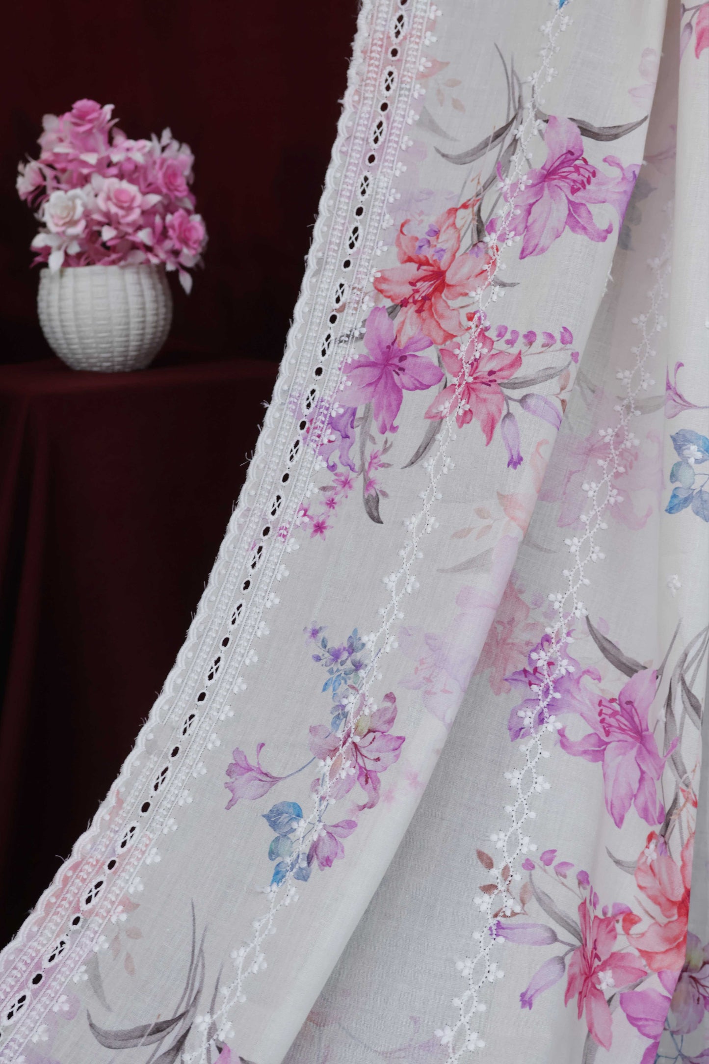 Embroidered Lawn Shawl LSST18