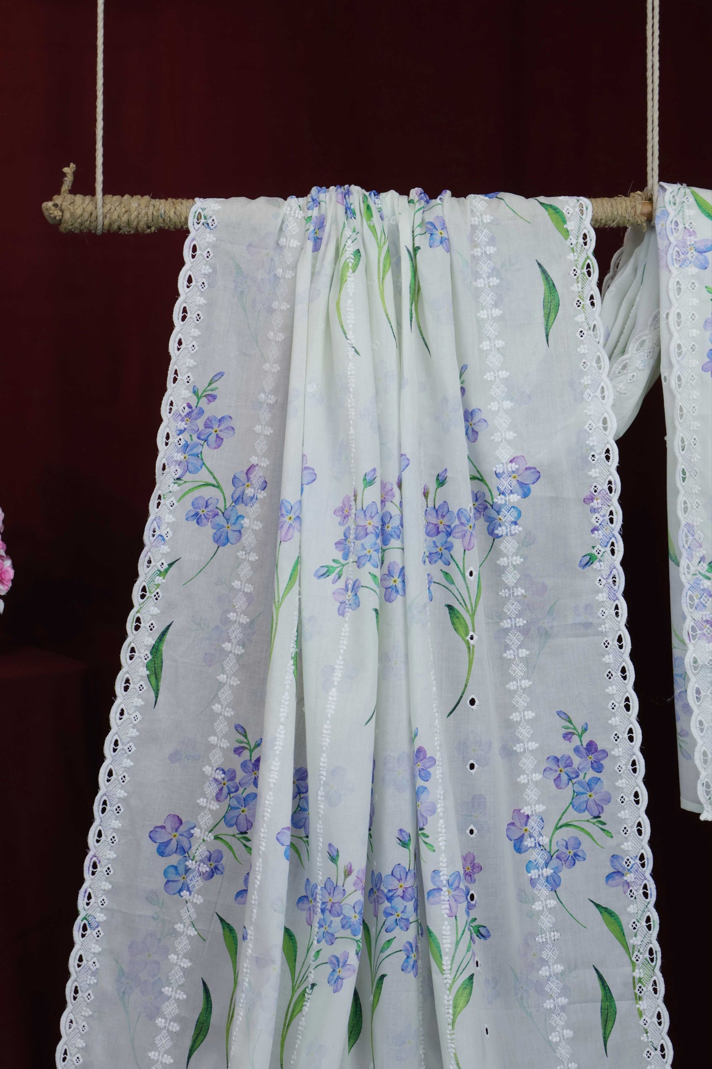 Embroidered Lawn Shawl LSST35