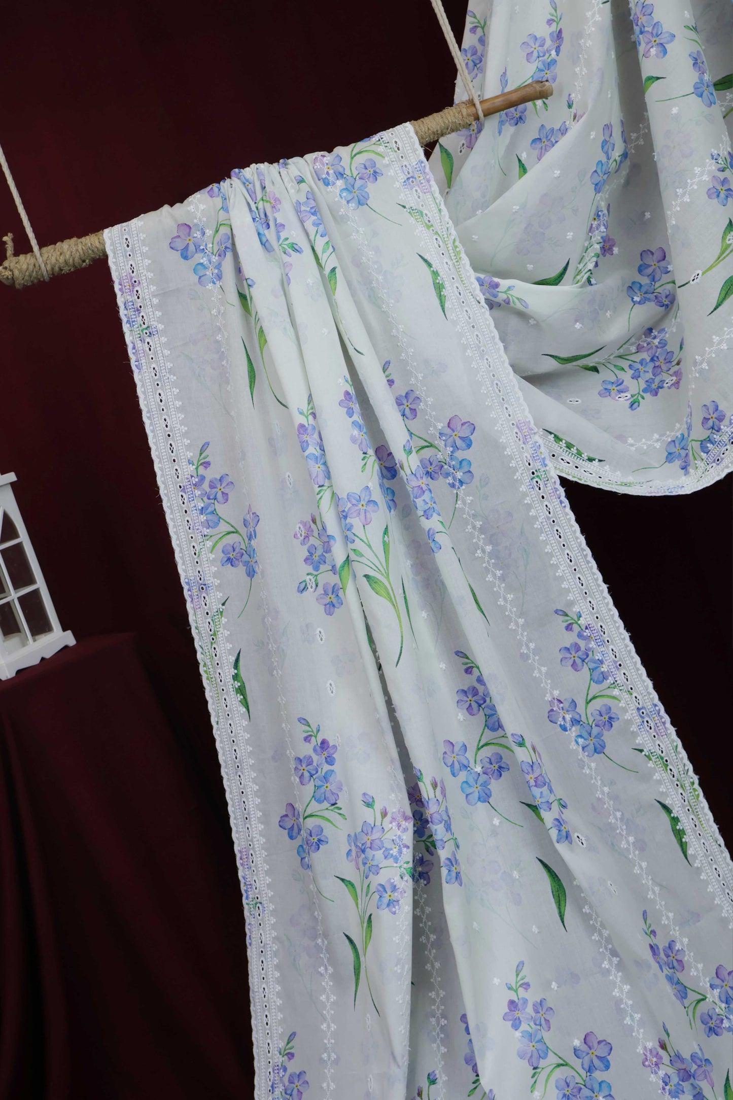 Embroidered Lawn Shawl LSST36