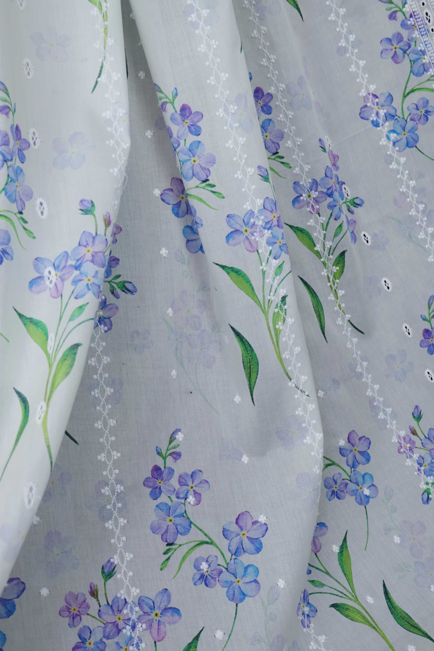 Embroidered Lawn Shawl LSST36