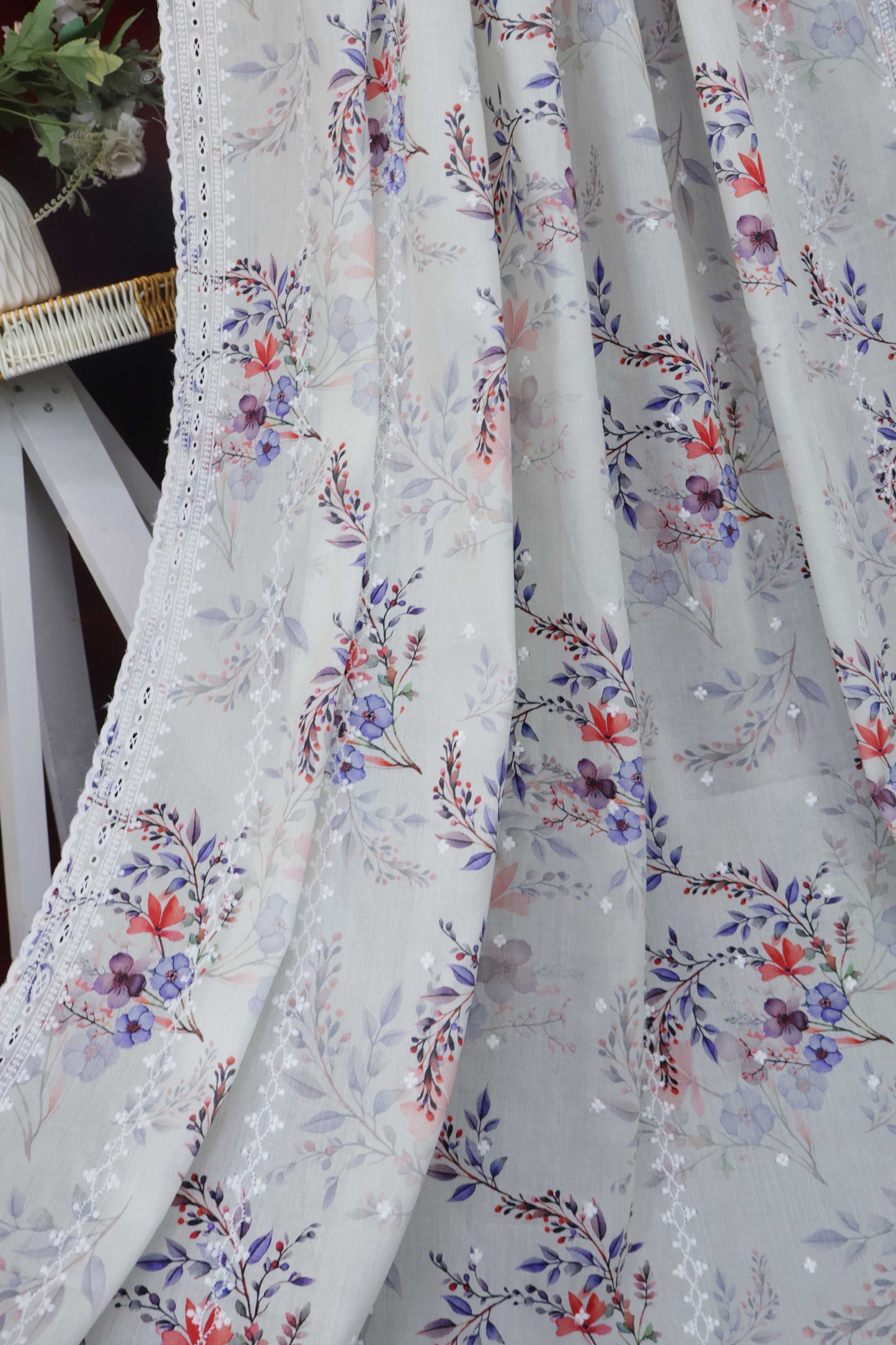 Embroidered Lawn Shawl LSST07