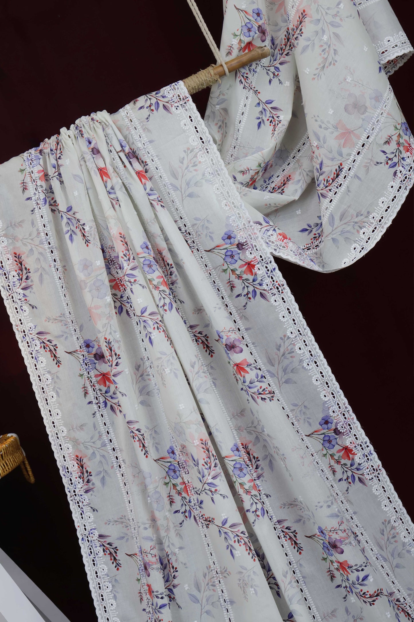 Embroidered Lawn Shawl LSST08