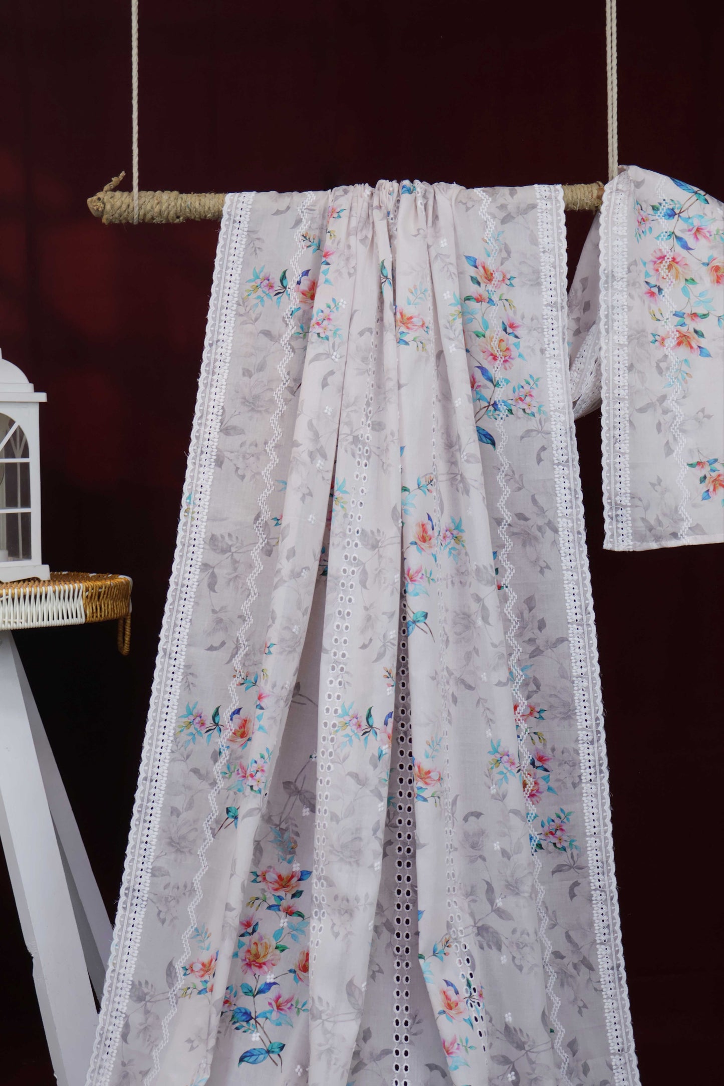 Embroidered Lawn Shawl LSST11