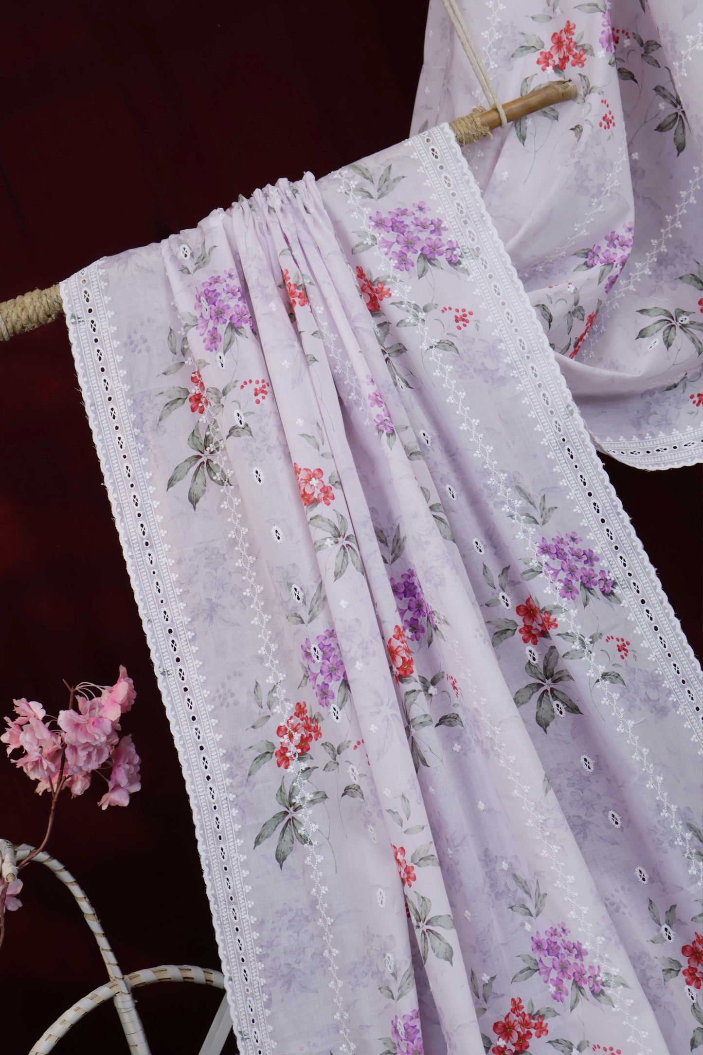 Embroidered Lawn Shawl LSST32