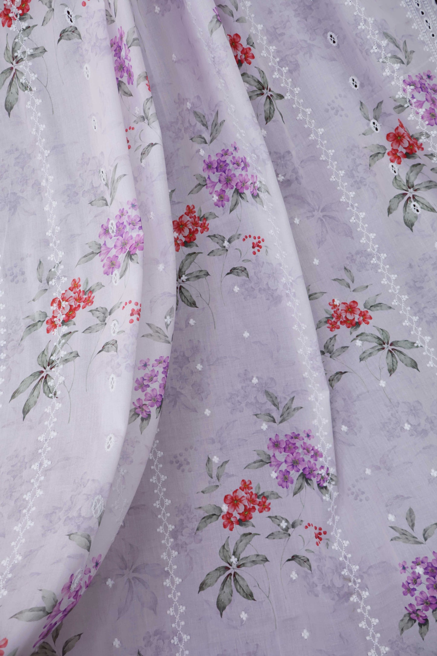 Embroidered Lawn Shawl LSST32