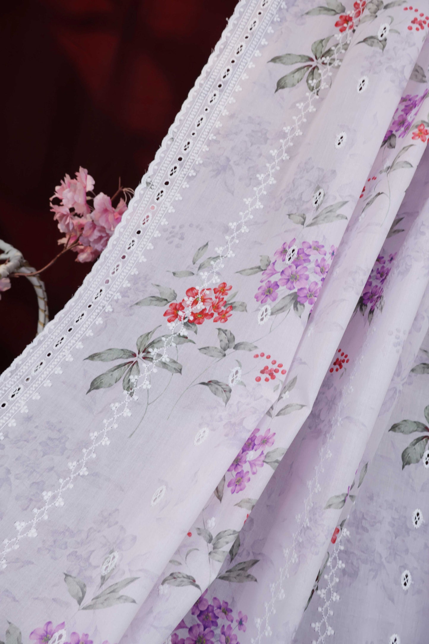Embroidered Lawn Shawl LSST32