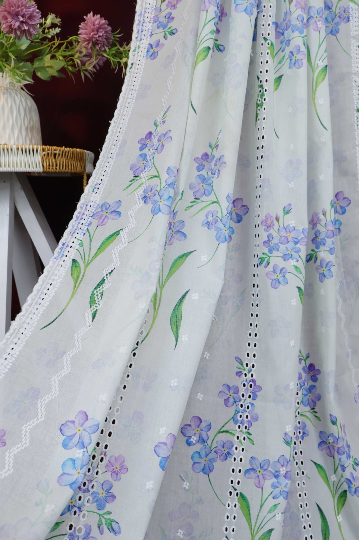 Embroidered Lawn Shawl LSST34