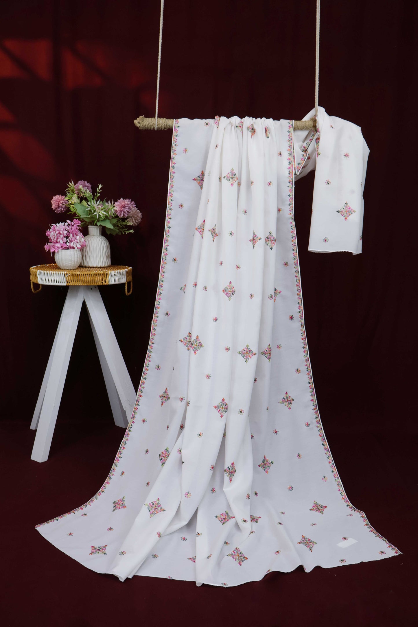Embroidered Lawn Shawl HLSH107