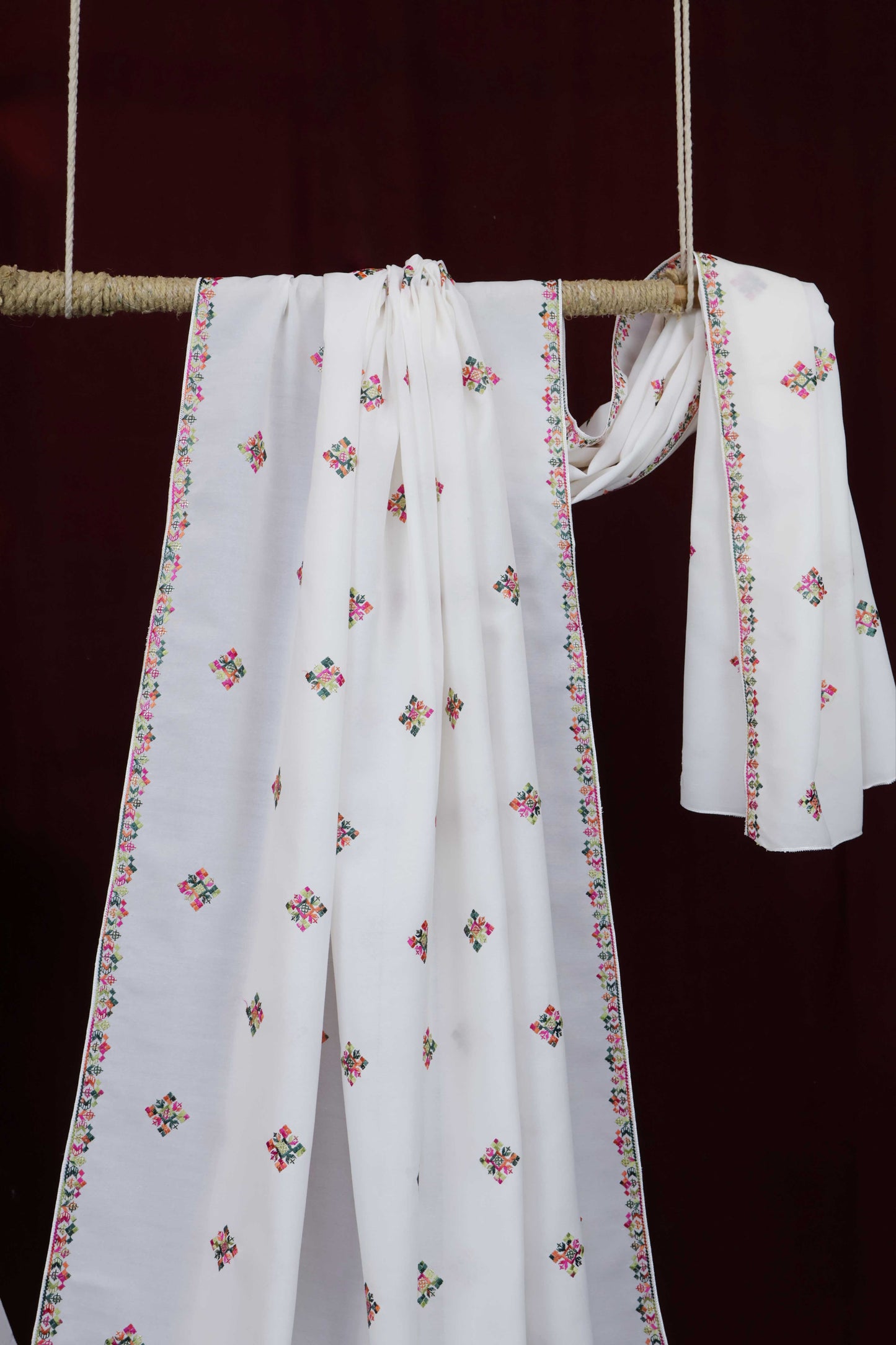 Embroidered Lawn Shawl HLSH105