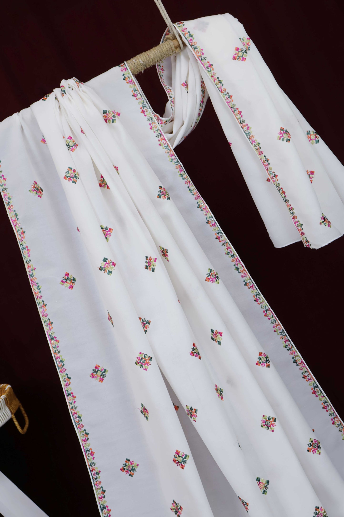 Embroidered Lawn Shawl HLSH105