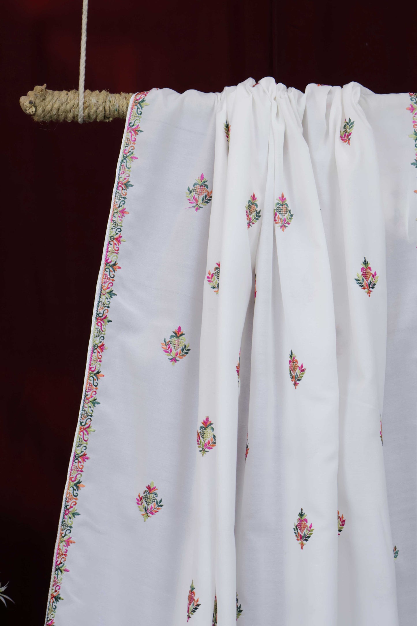 Embroidered Lawn Shawl HLSH108