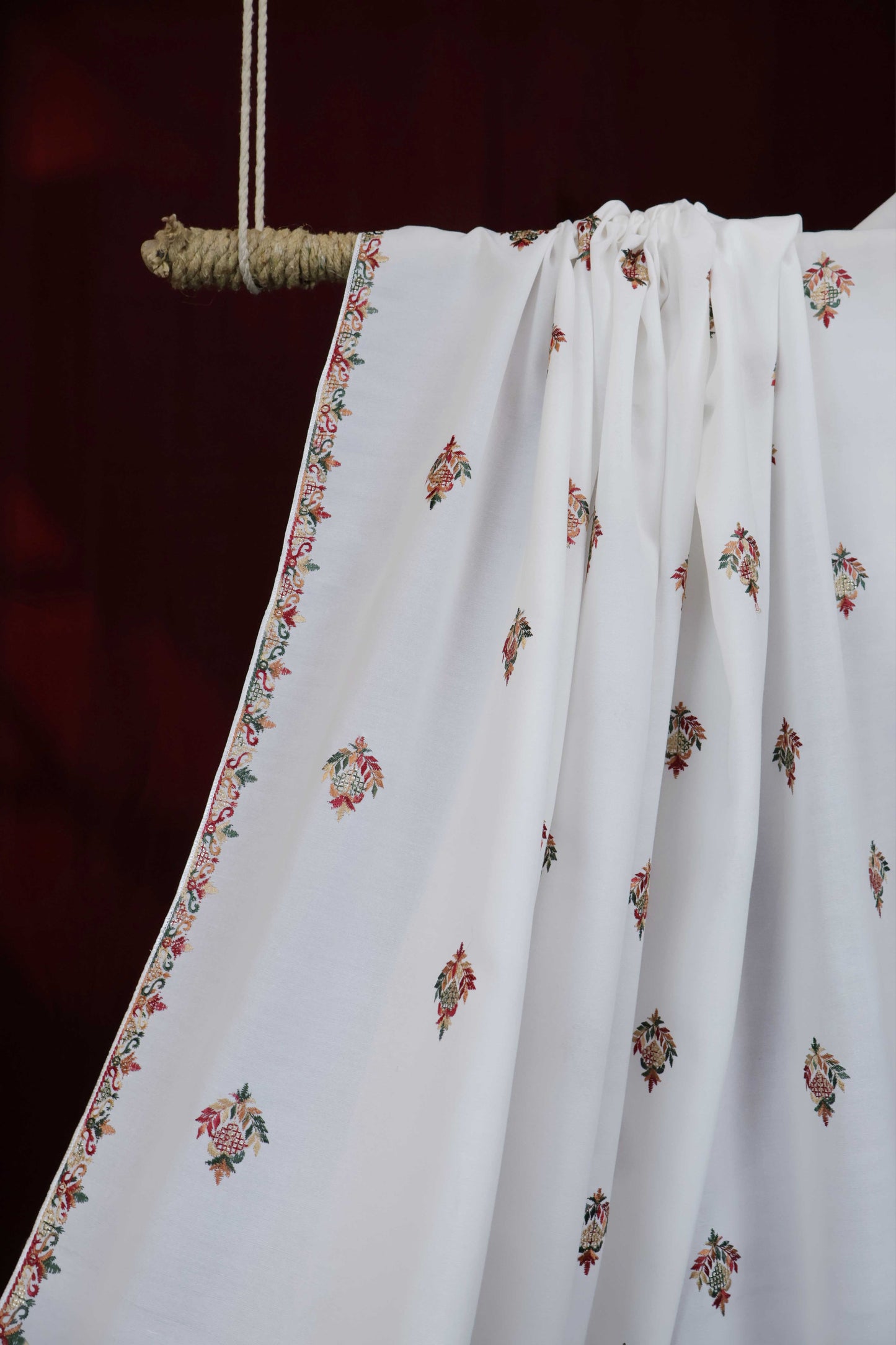 Embroidered Lawn Shawl HLSH109