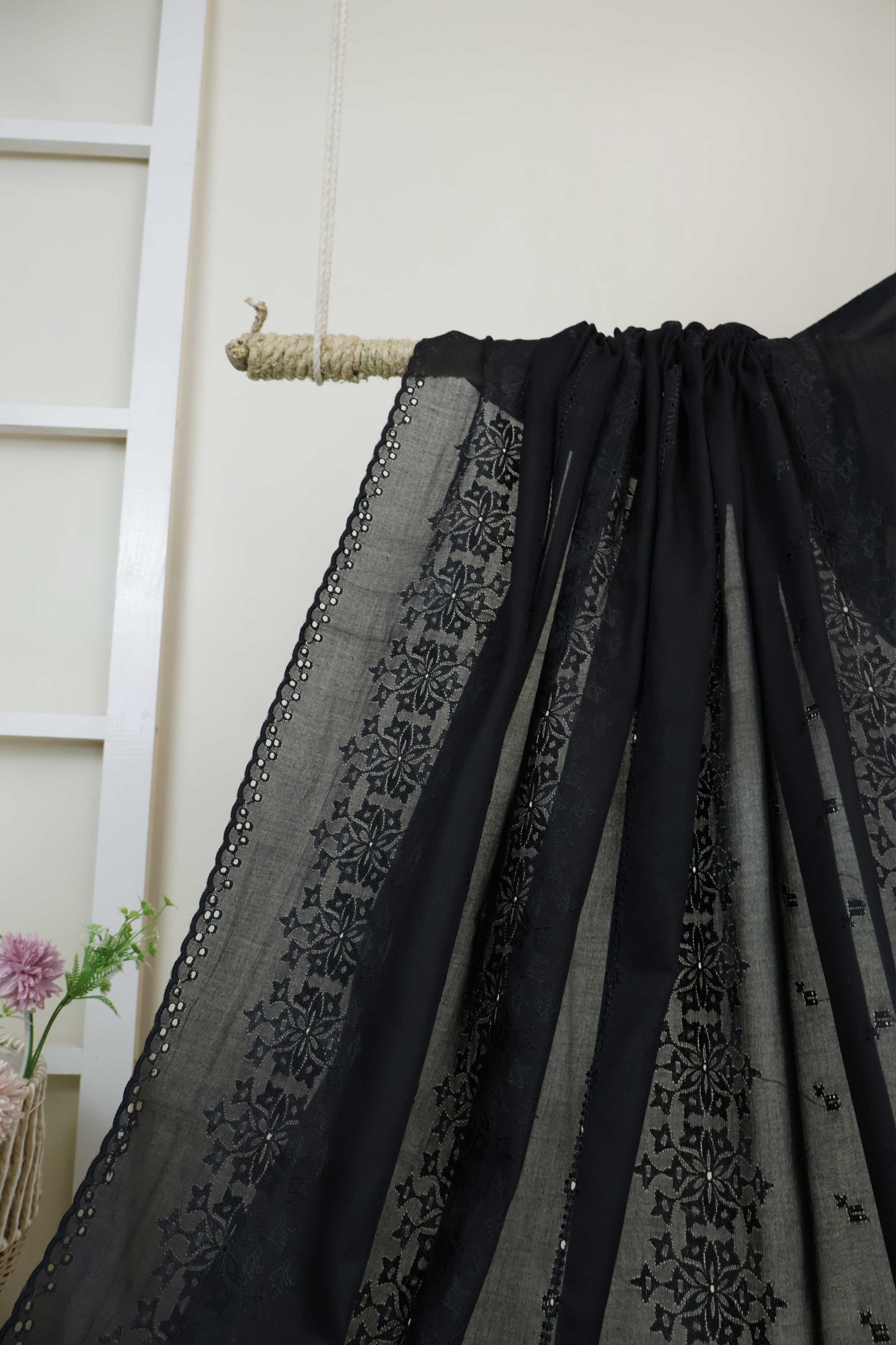 Embroidered Lawn Shawl HLSH160