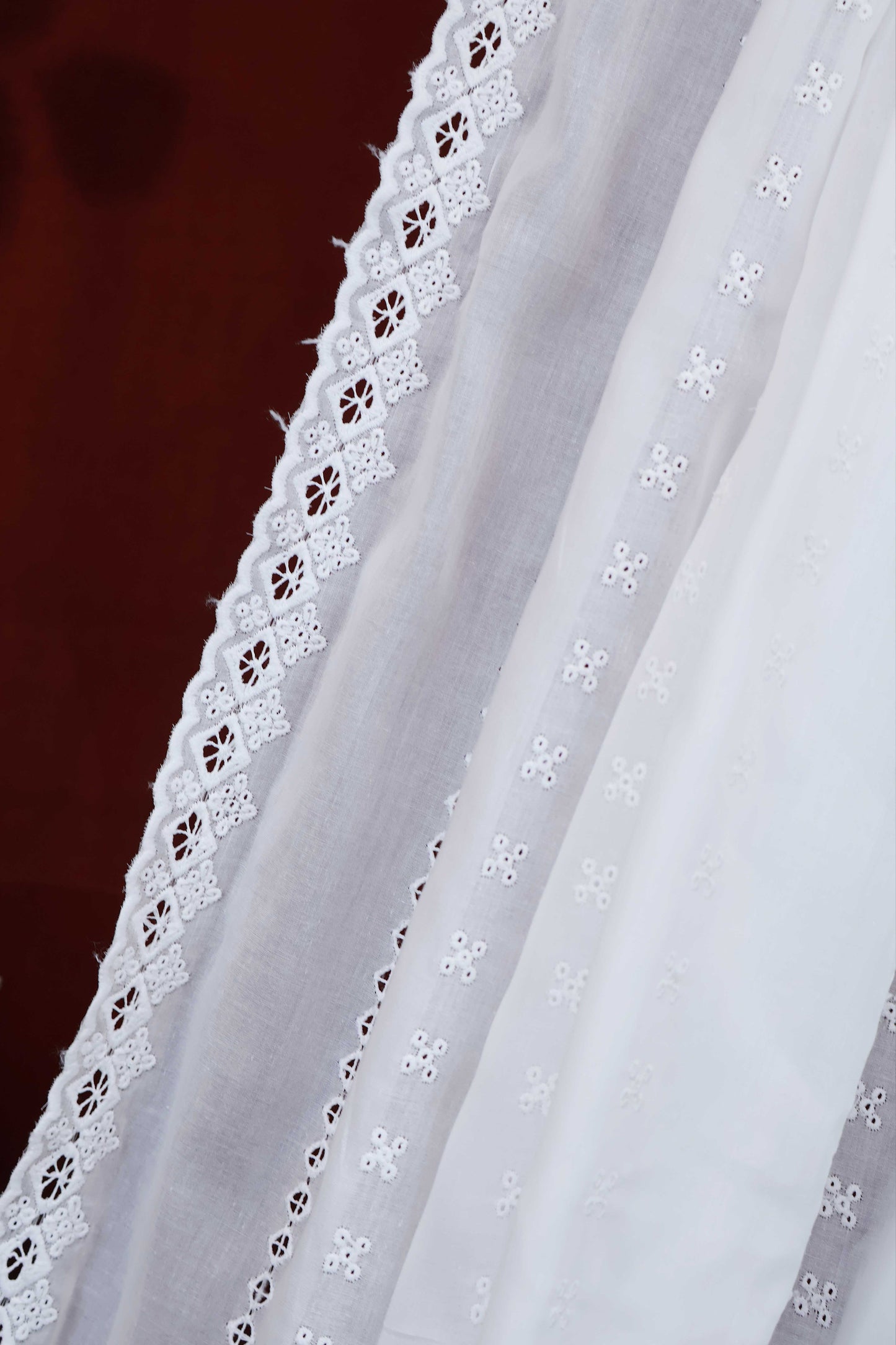 Embroidered Lawn Shawl 2868A5