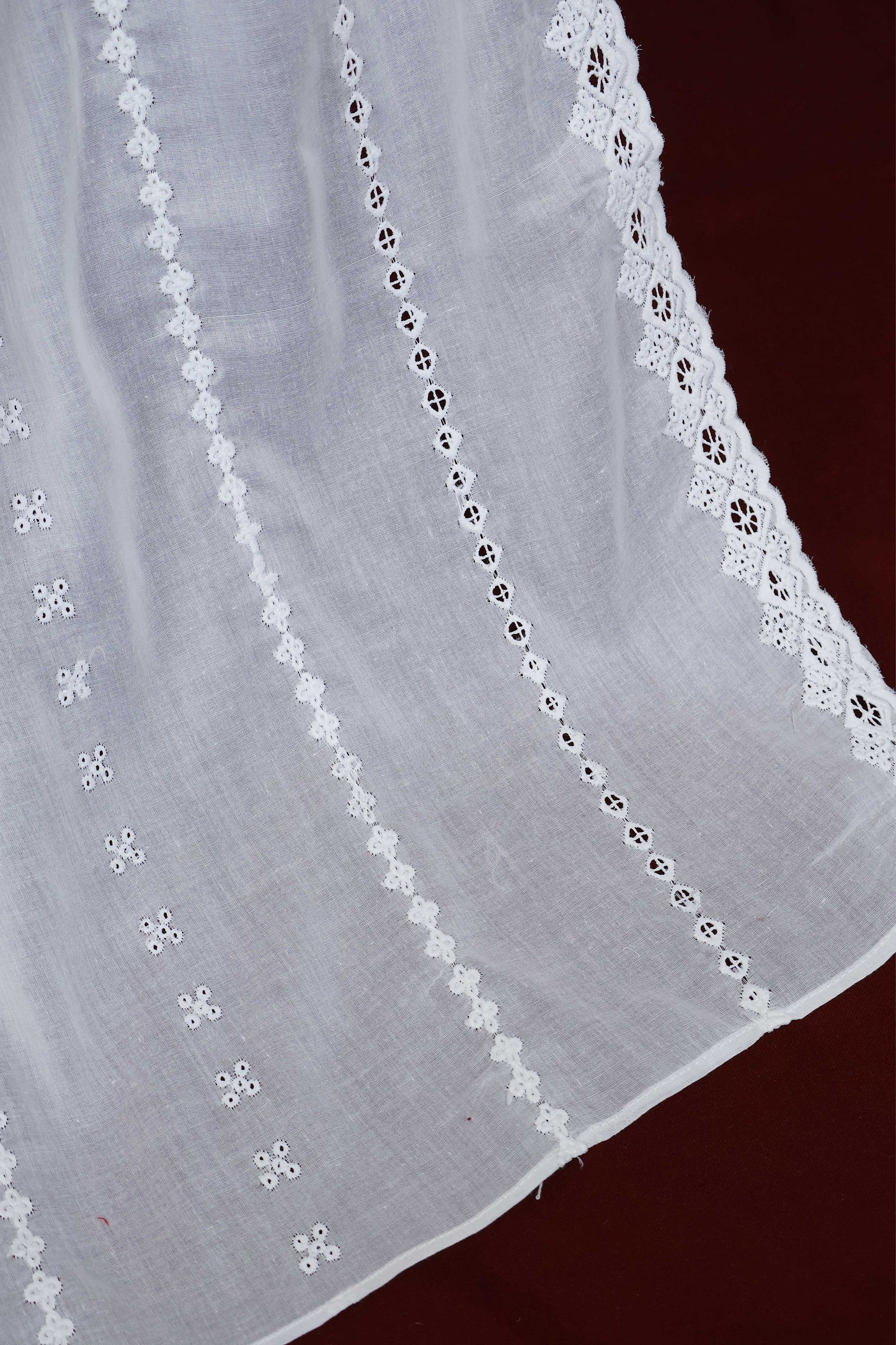 Embroidered Lawn Shawl 2868A5