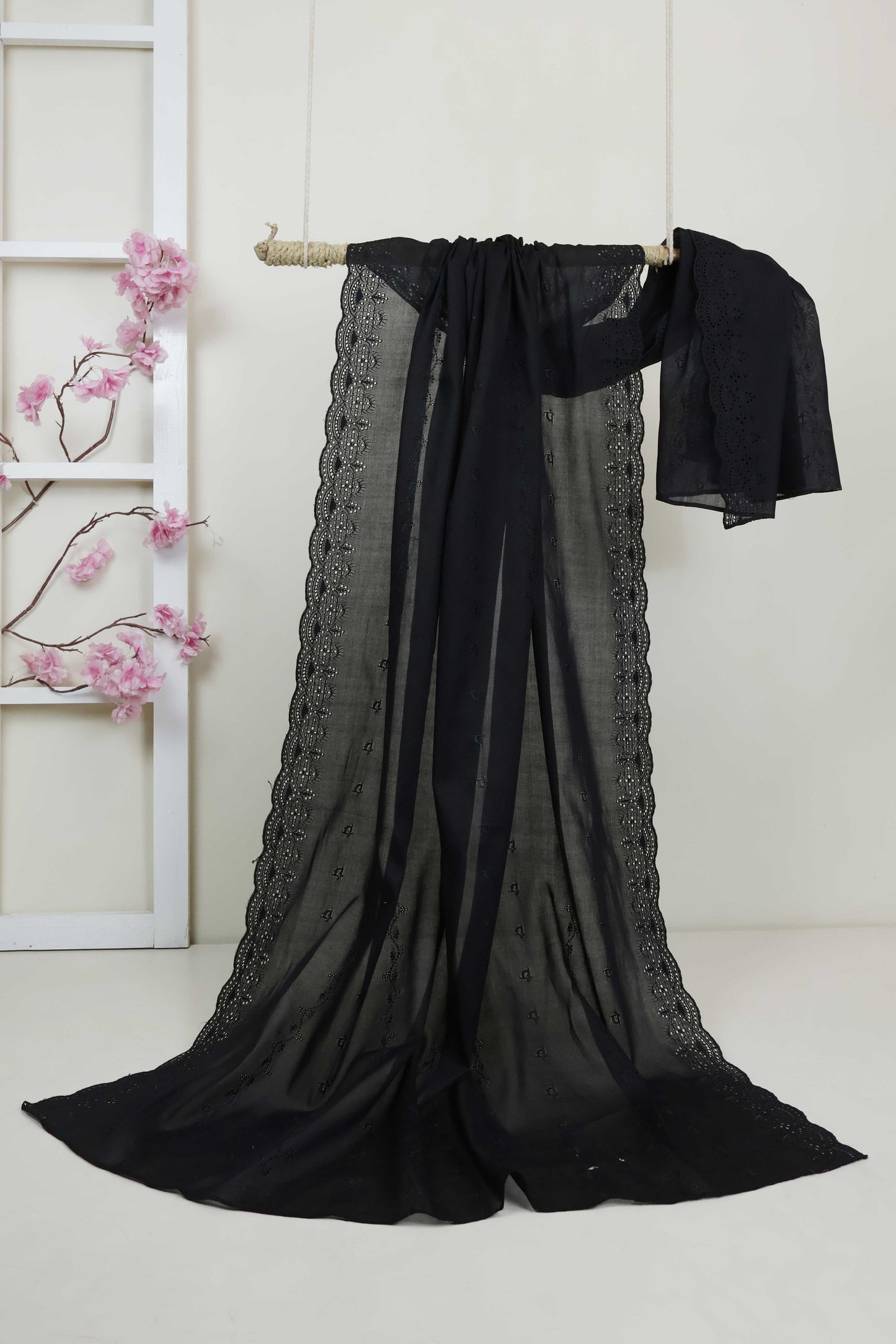 Embroidered Lawn Shawl HLSH161