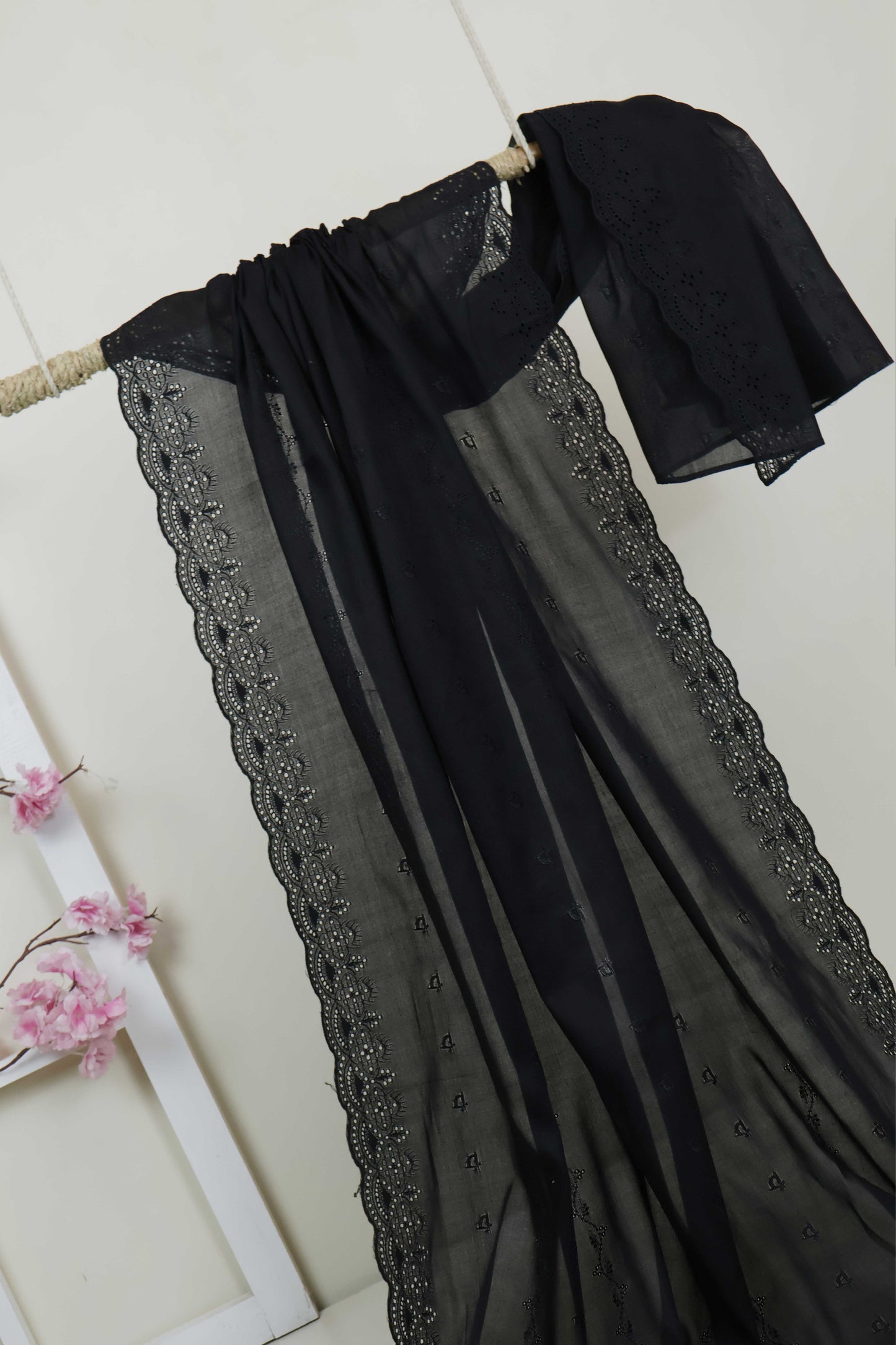 Embroidered Lawn Shawl HLSH161