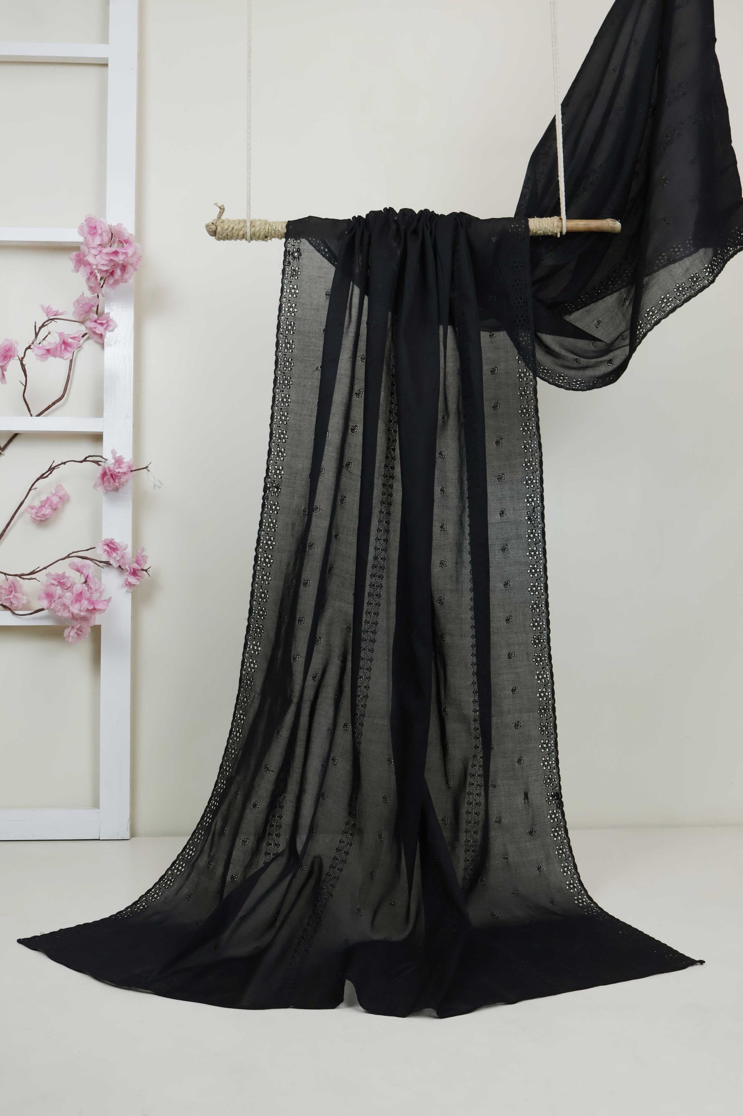 Embroidered Lawn Shawl HLSH163