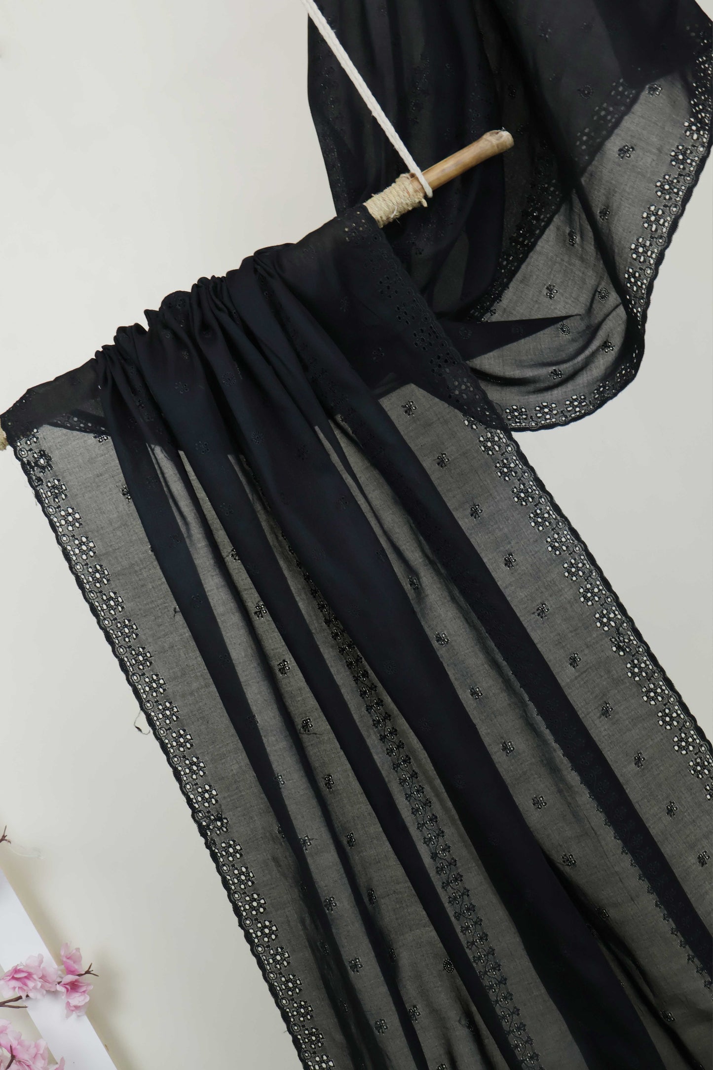 Embroidered Lawn Shawl HLSH163