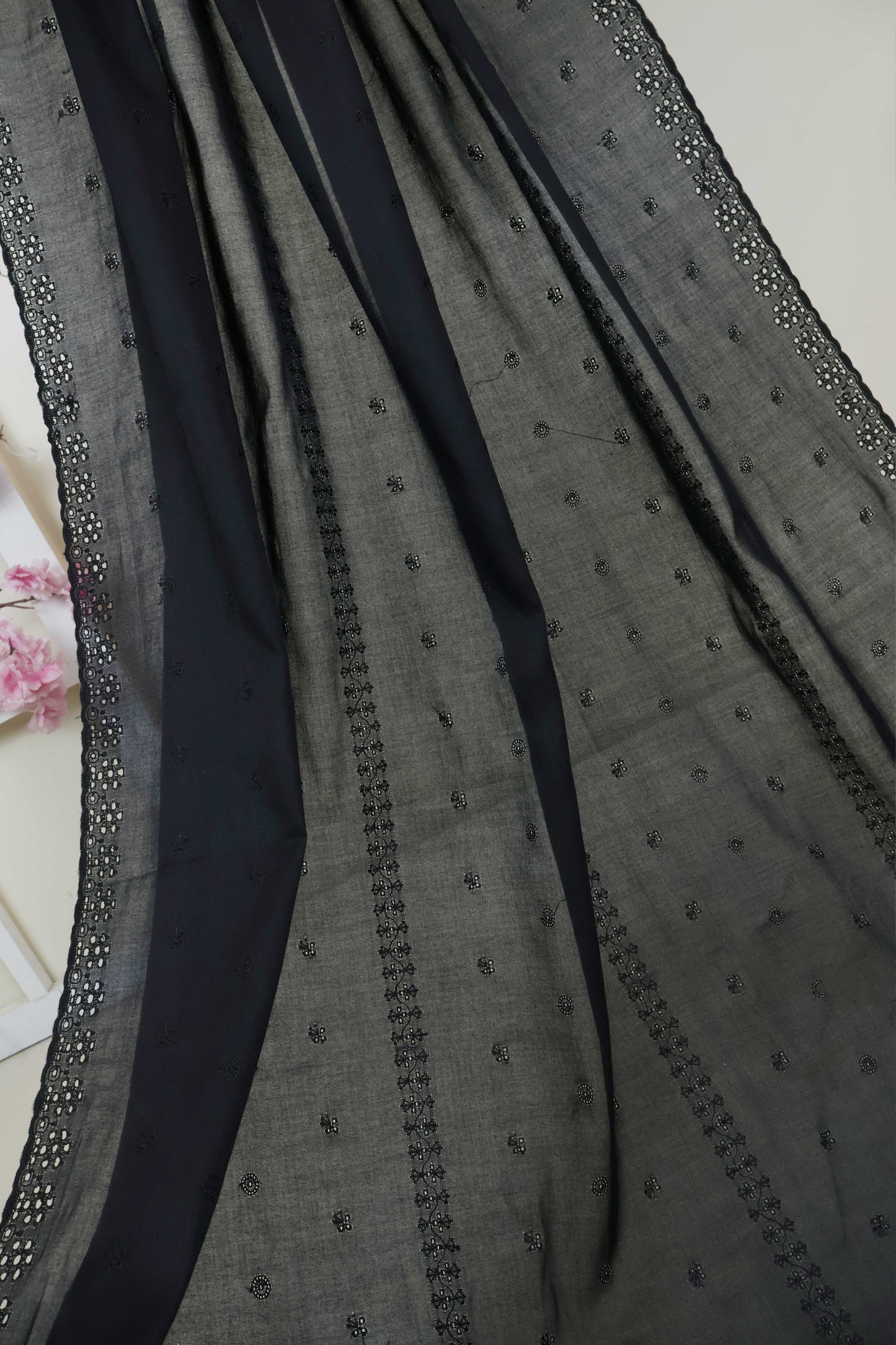 Embroidered Lawn Shawl HLSH163