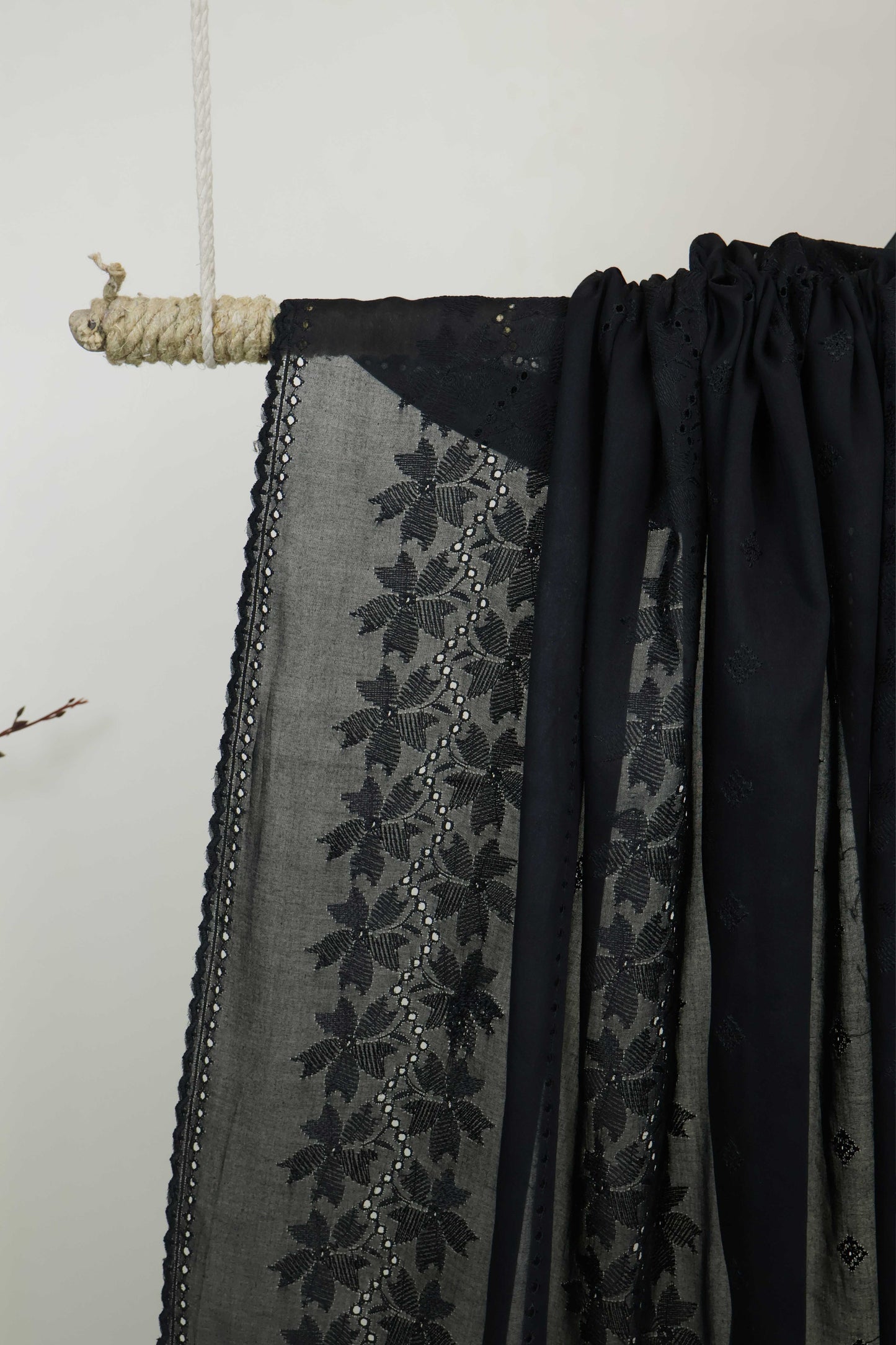 Embroidered Lawn Shawl HLSH165