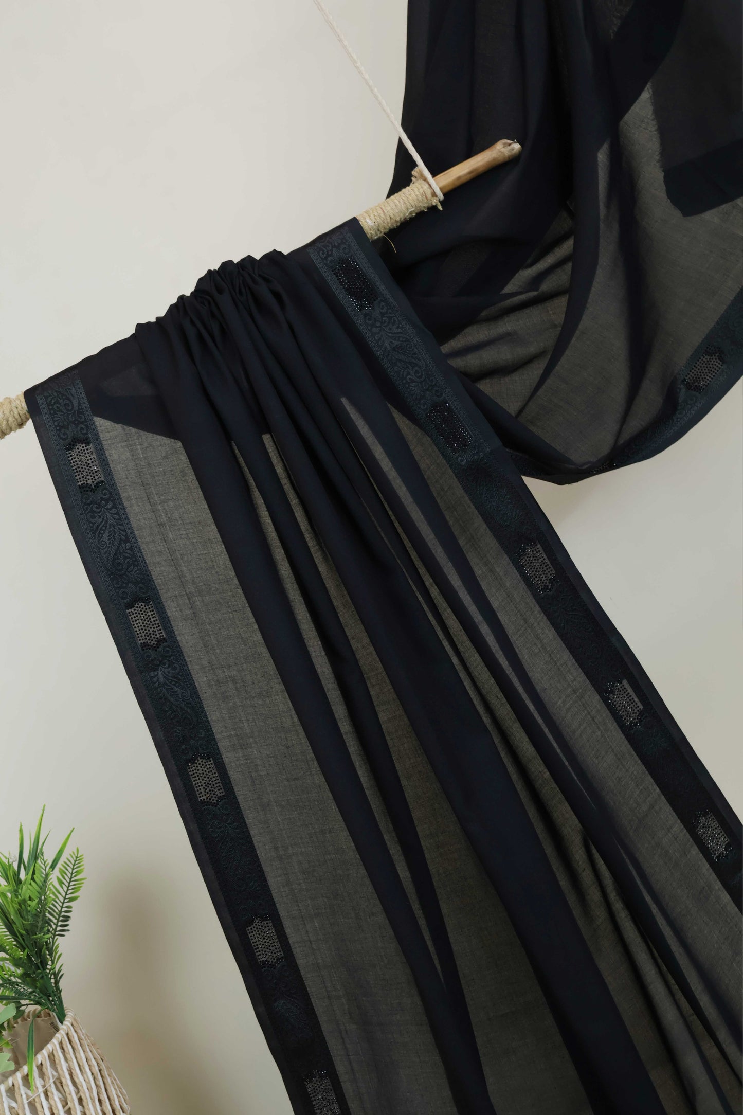 Jacquard Border Lawn Shawl HLSH137