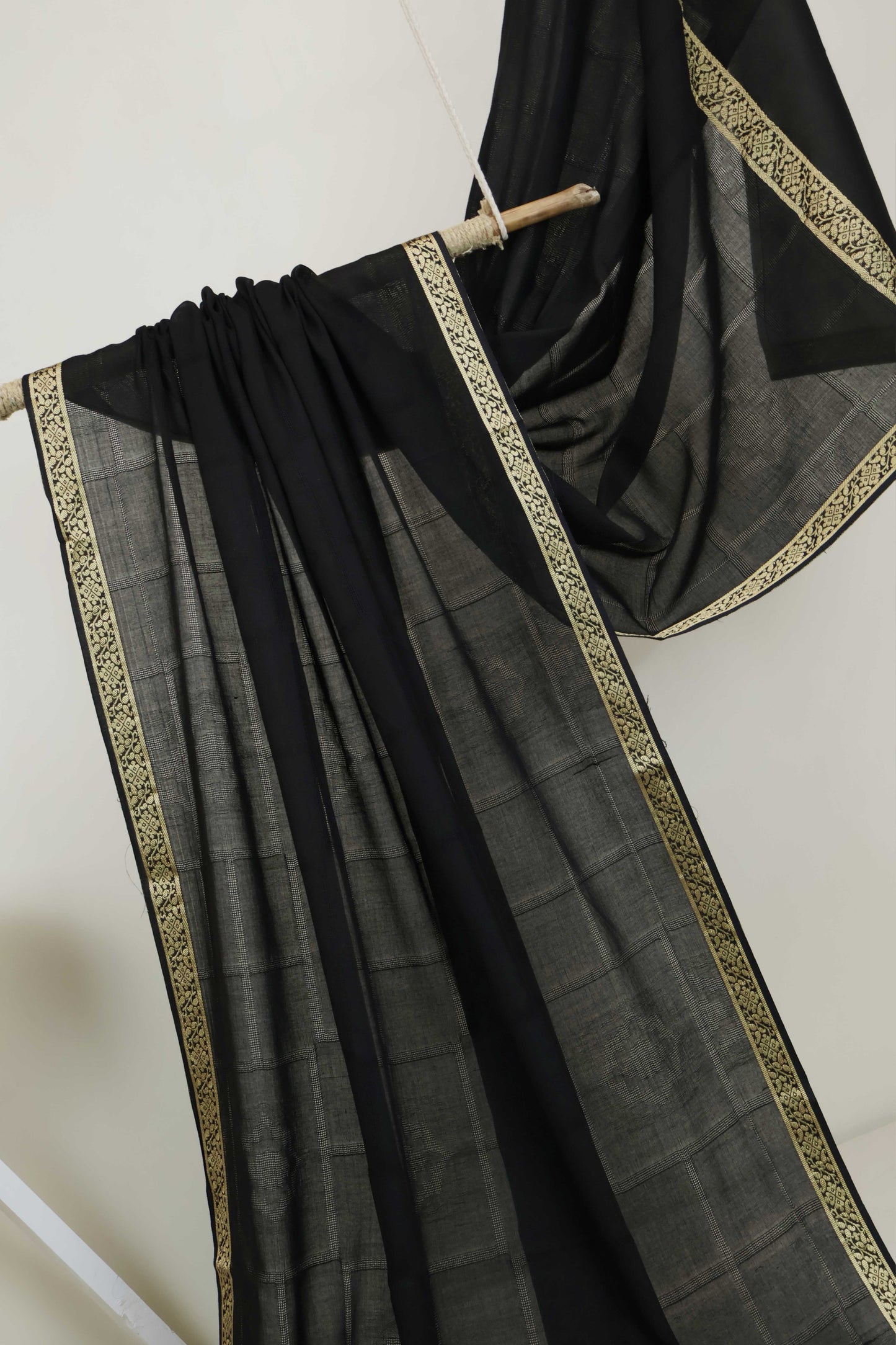 Jacquard Border Lawn Shawl HLSH136