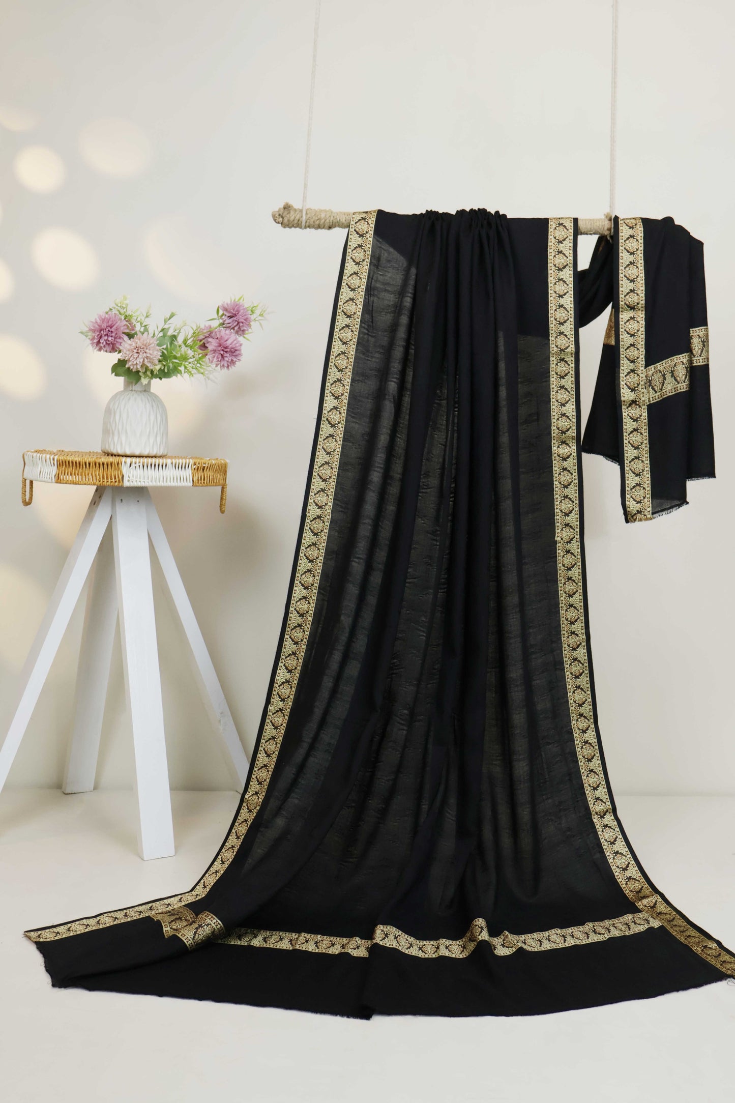 Jacquard Border Shawl HLSH104