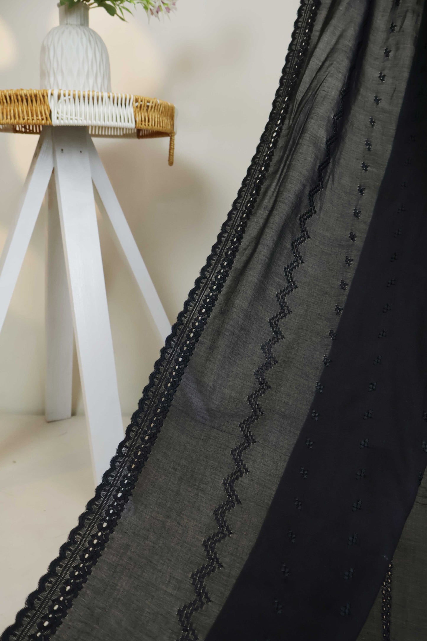 Embroidered Lawn Shawl 3787F