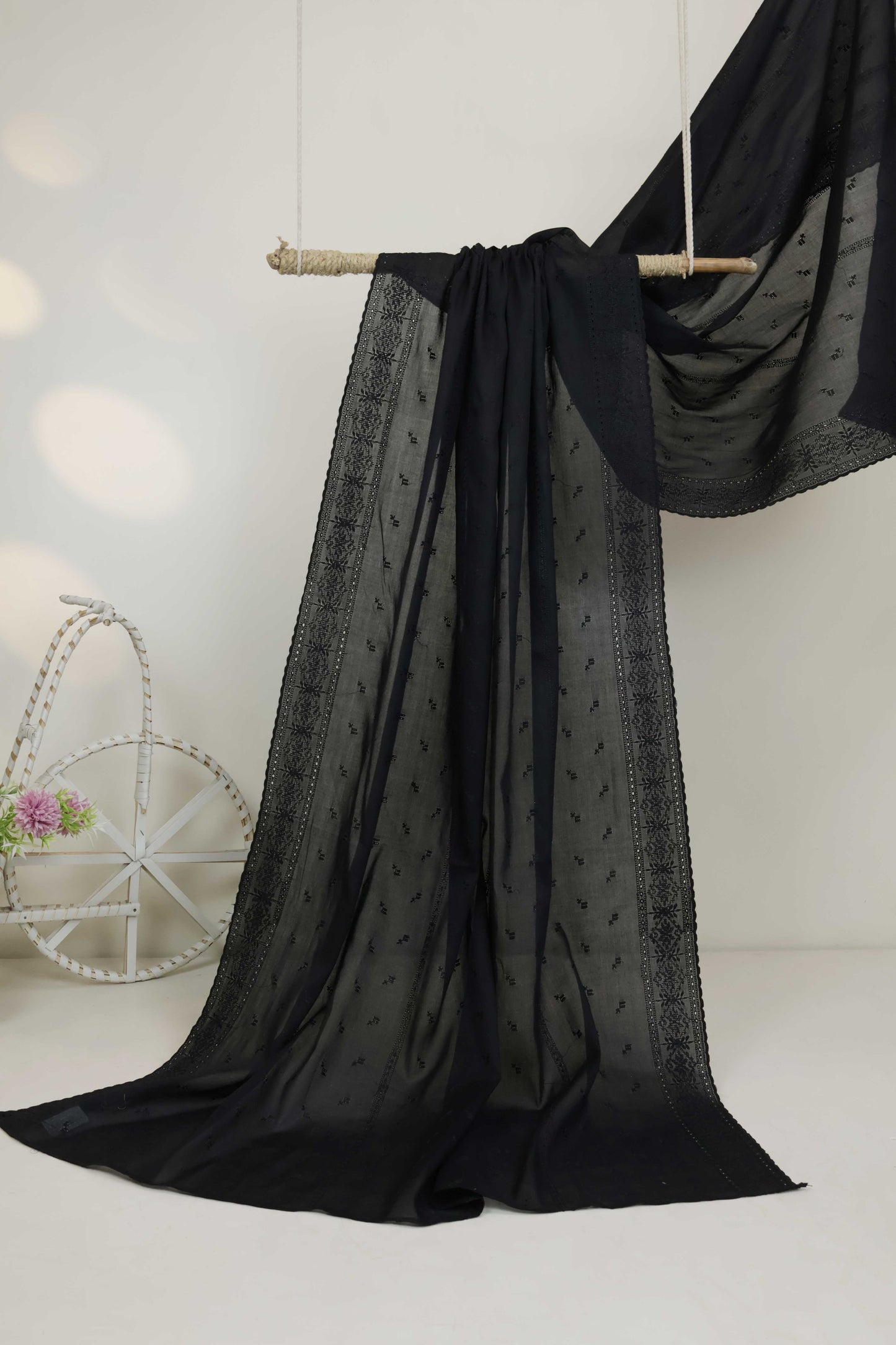 Embroidered Lawn Shawl HLSH120