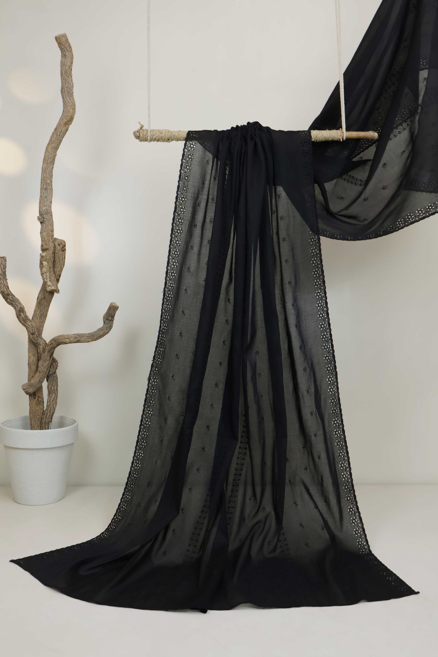 Embroidered Lawn Shawl HLSH126