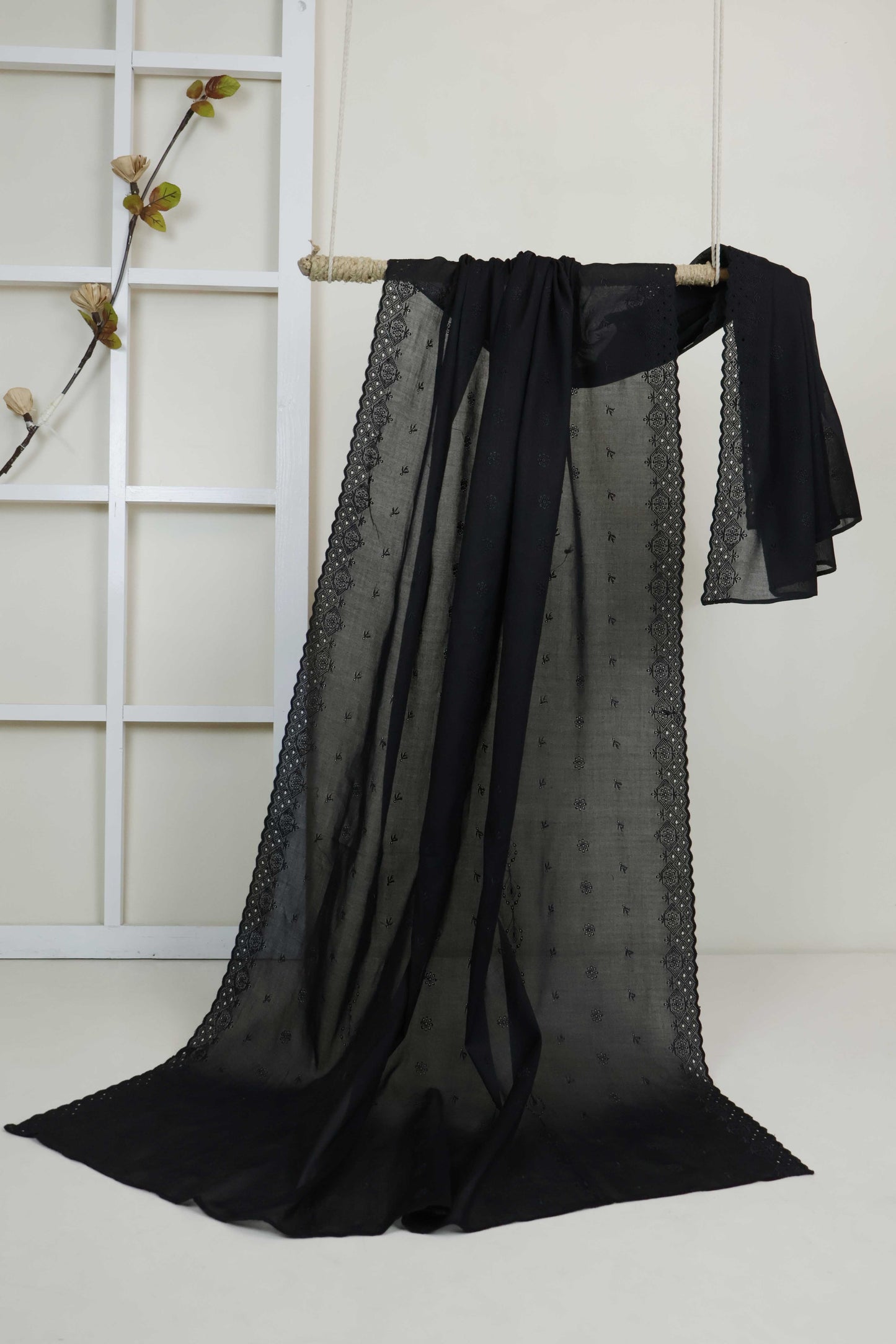 Embroidered Lawn Shawl HLSH124